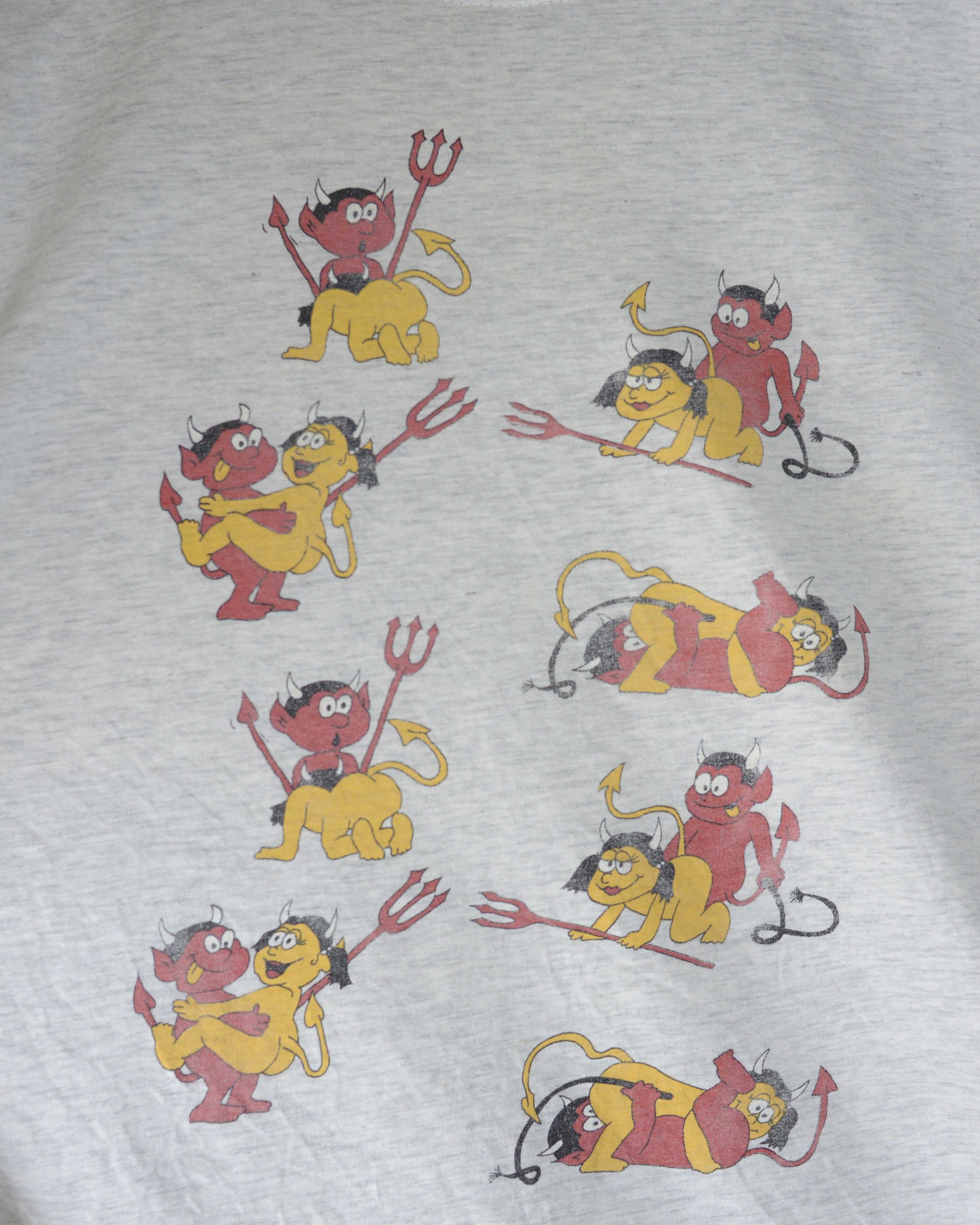 Vintage Vintage Sexy Devil Funny 90s t shirt Size US L / EU 52-54 / 3 - 2 Thumbnail