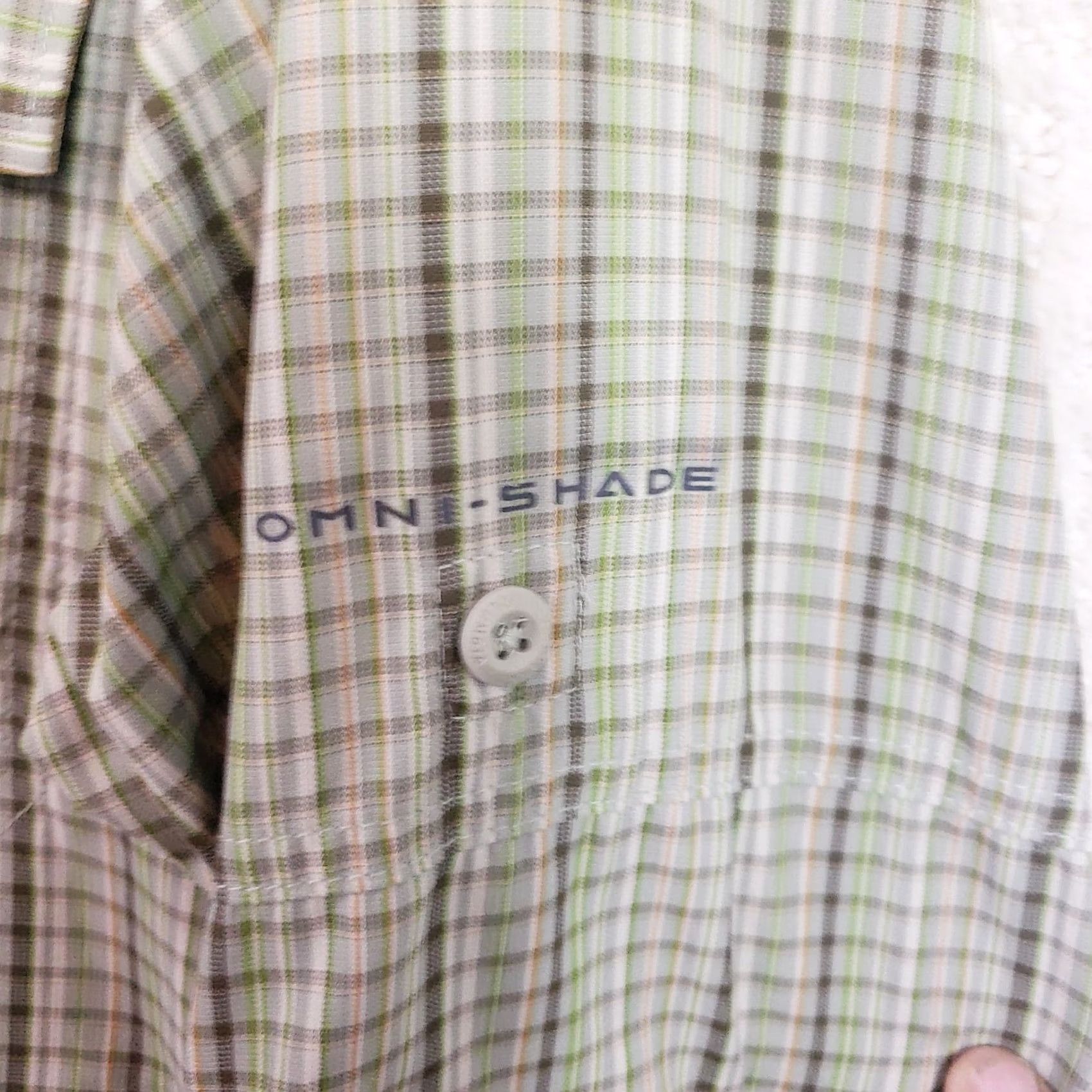Vintage Columbia Button-Down Shirt Men L Green Striped Pockets Knit Nylon Polyester Long Sleeve Casual Workwear Travel Size US L / EU 52-54 / 3 - 7 Thumbnail