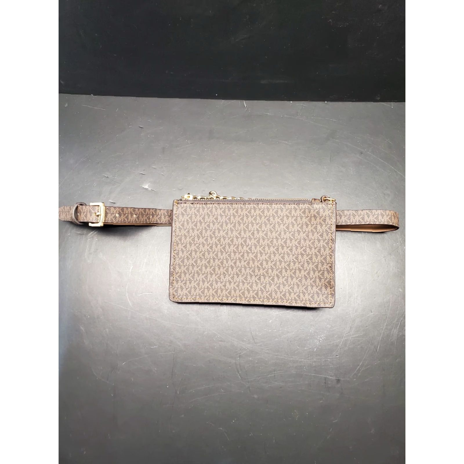 Michael Kors Michael Kors-Signature Logo Design-Adjustable Brown Belt Bag~Womens Size Medium Size ONE SIZE - 3 Thumbnail