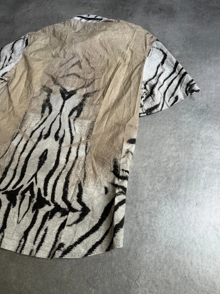 Just Cavalli SS2002 Cavalli Zebra Camel Faded Short Sleeves Shirt Size US S / EU 44-46 / 1 - 5 Thumbnail