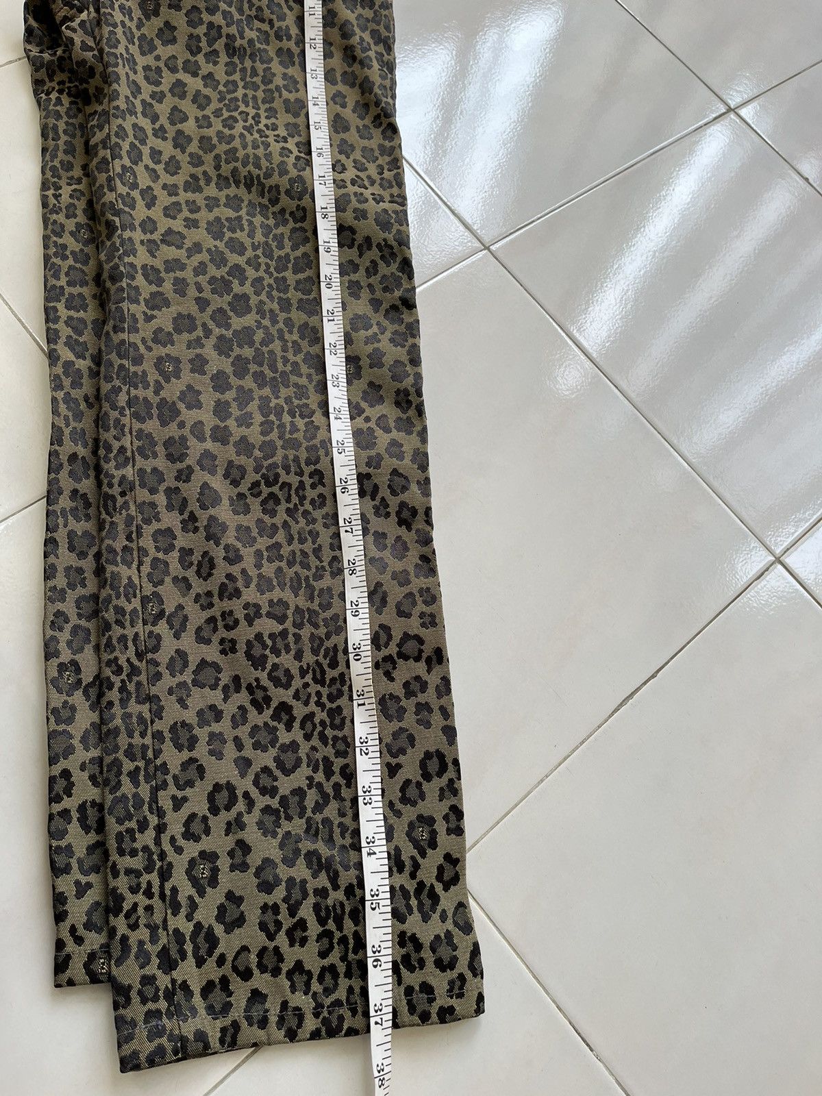 Fendi Vintage Fendi Leopard Pants Size 27" / US 4 / IT 40 - 14 Thumbnail
