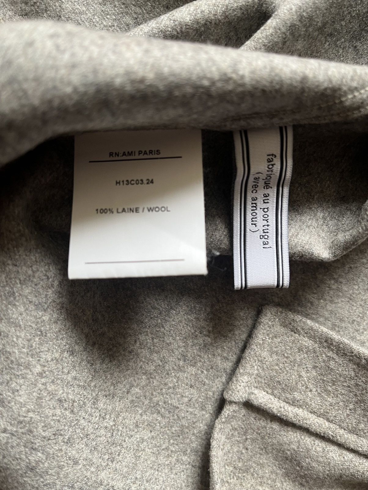 AMI Grey heavy wool shirt Size US M / EU 48-50 / 2 - 7 Thumbnail