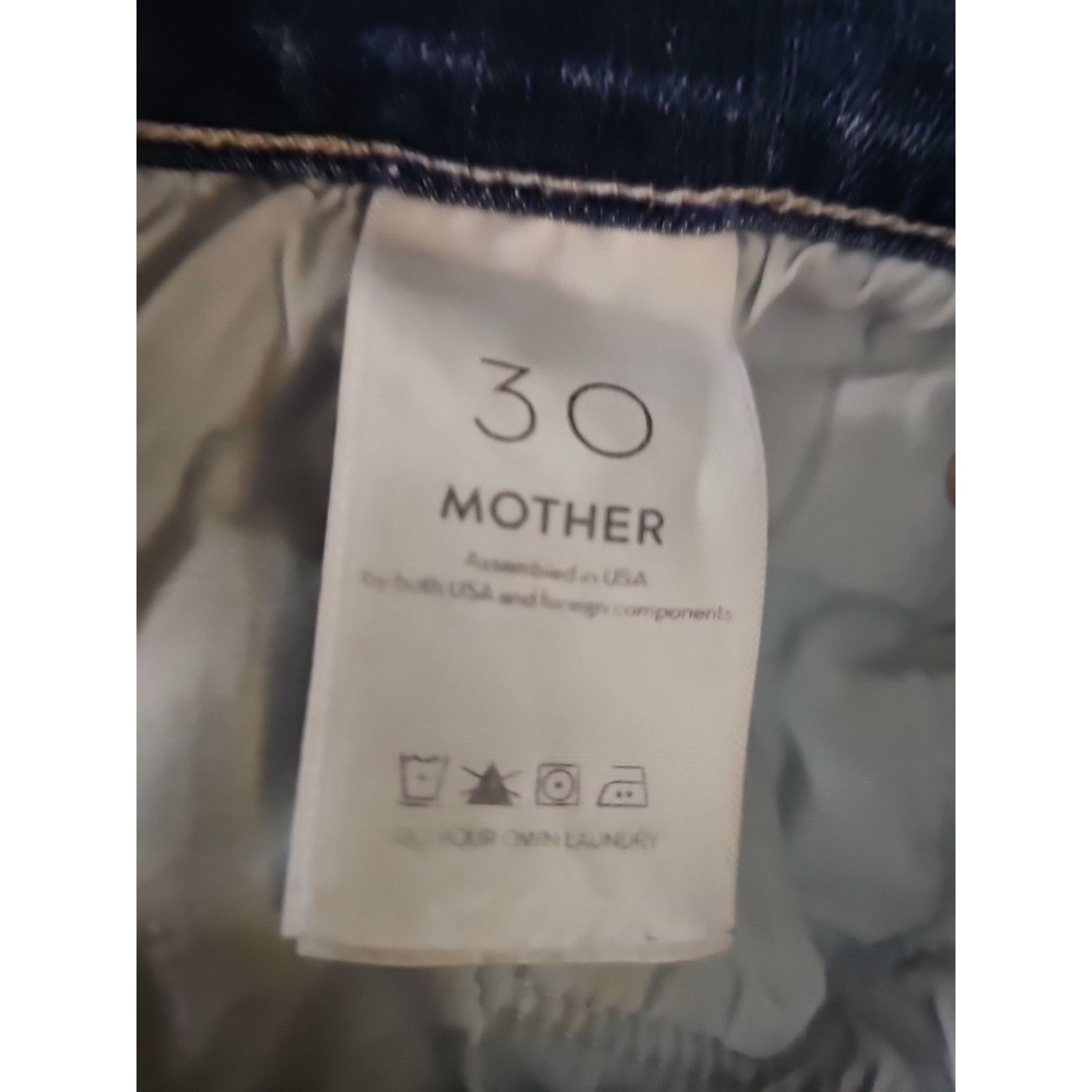 MOTHER Mother The Weekender Fray Walking On Coals Fray Hem Flare 30 Size 30" / US 8 / IT 44 - 8 Thumbnail