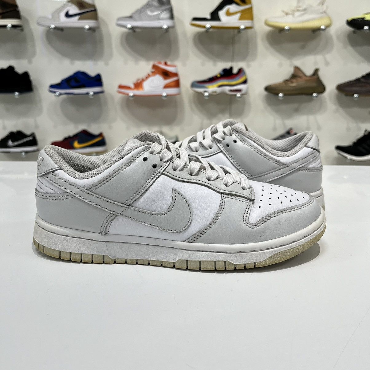 Nike Nike Dunk Low Photon Dust (W) Size US 7.5 / IT 37.5 - 1 Thumbnail
