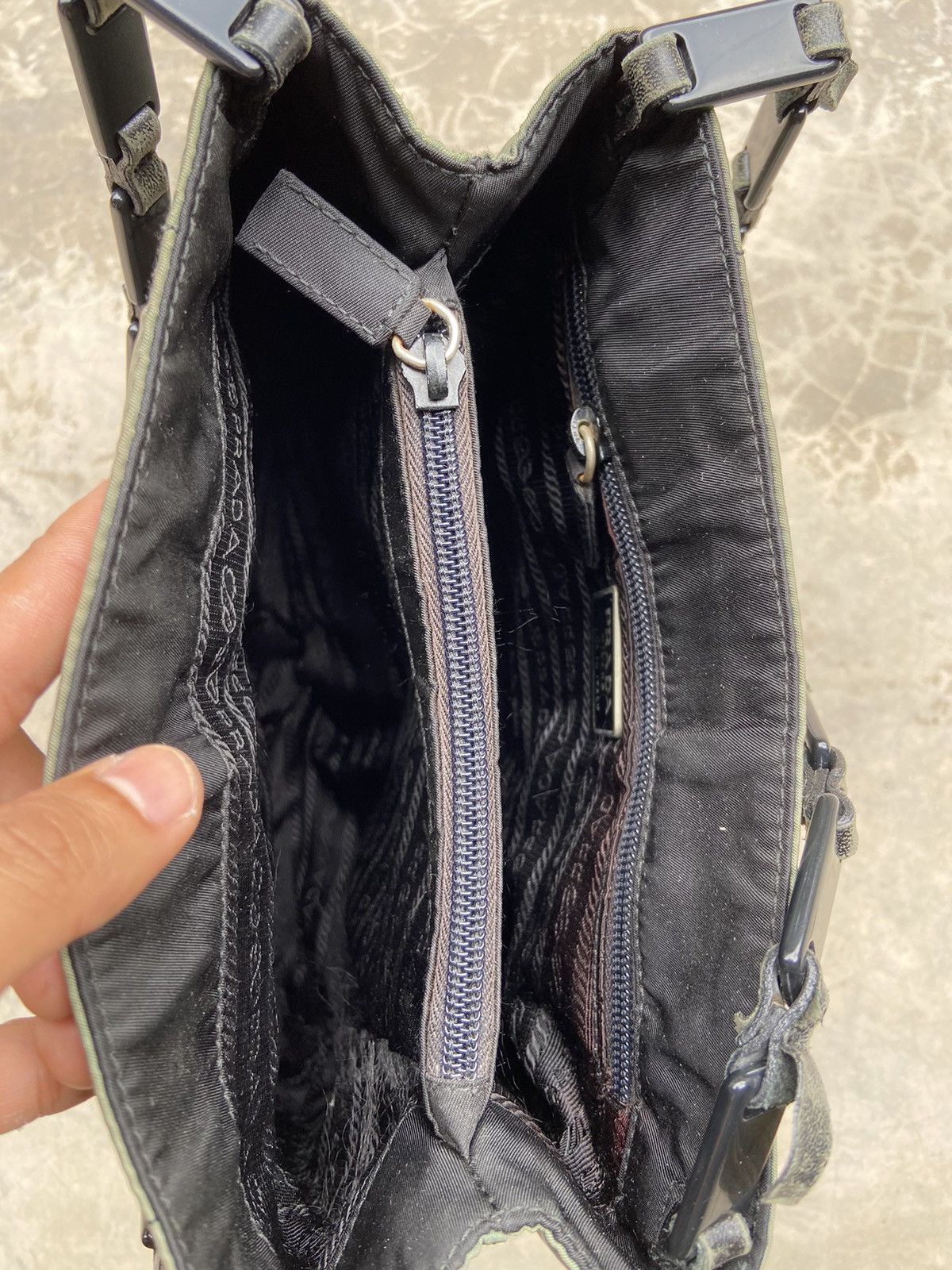 Prada authentic Prada Tessuto Shoulder Bag Size ONE SIZE - 9 Thumbnail