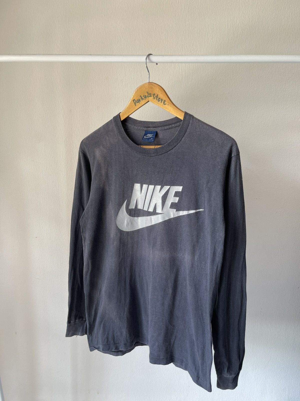 Nike × Vintage 80s Nike Blue Tag Faded Long Sleeve Size US M / EU 48-50 / 2 - 2 Thumbnail