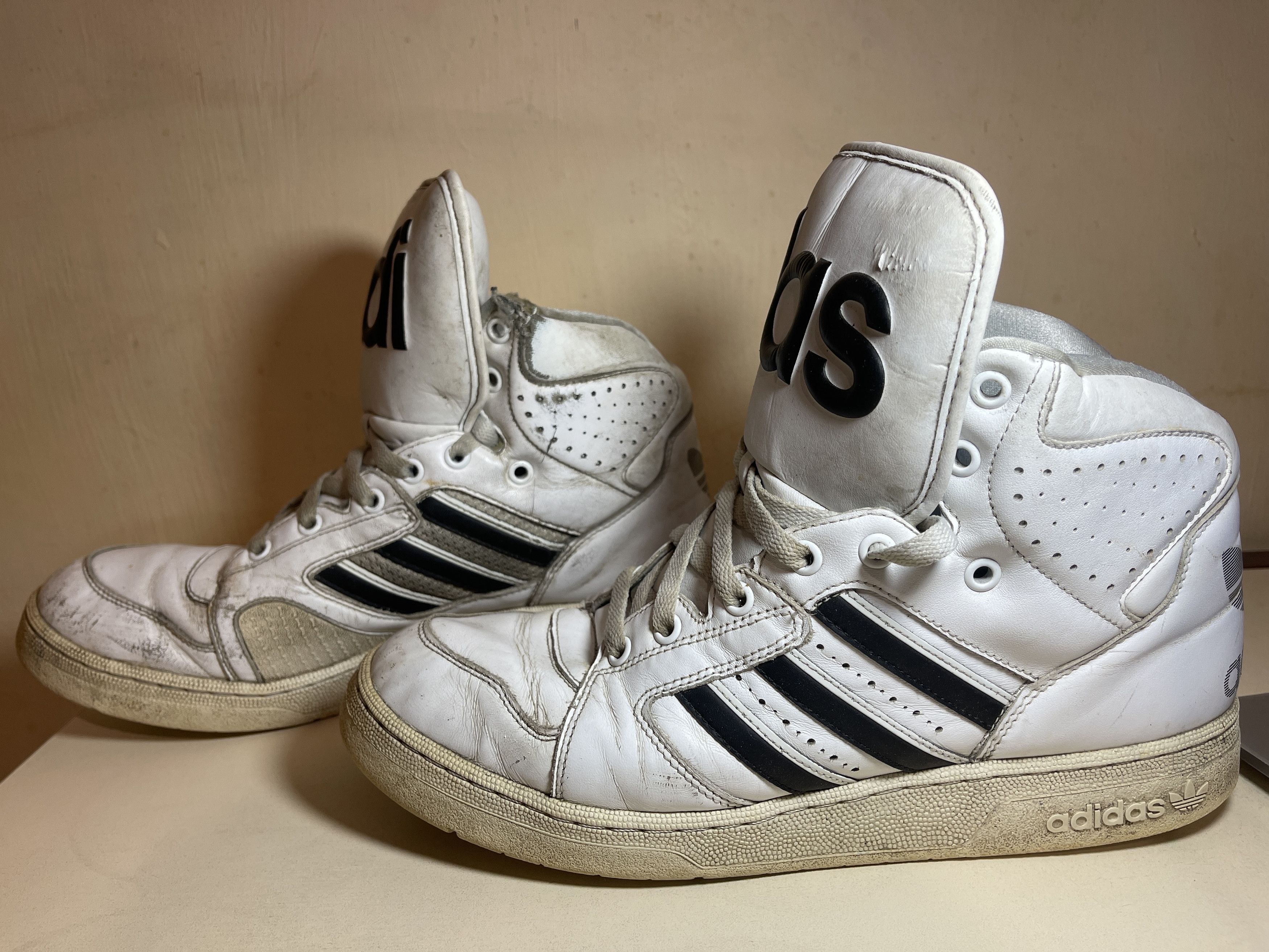 Adidas × Jeremy Scott Adidas sneakers, Jeremy Scott Instinct, Hi Top shoes, V24529 Size US 11.5 / EU 44-45 - 8 Thumbnail