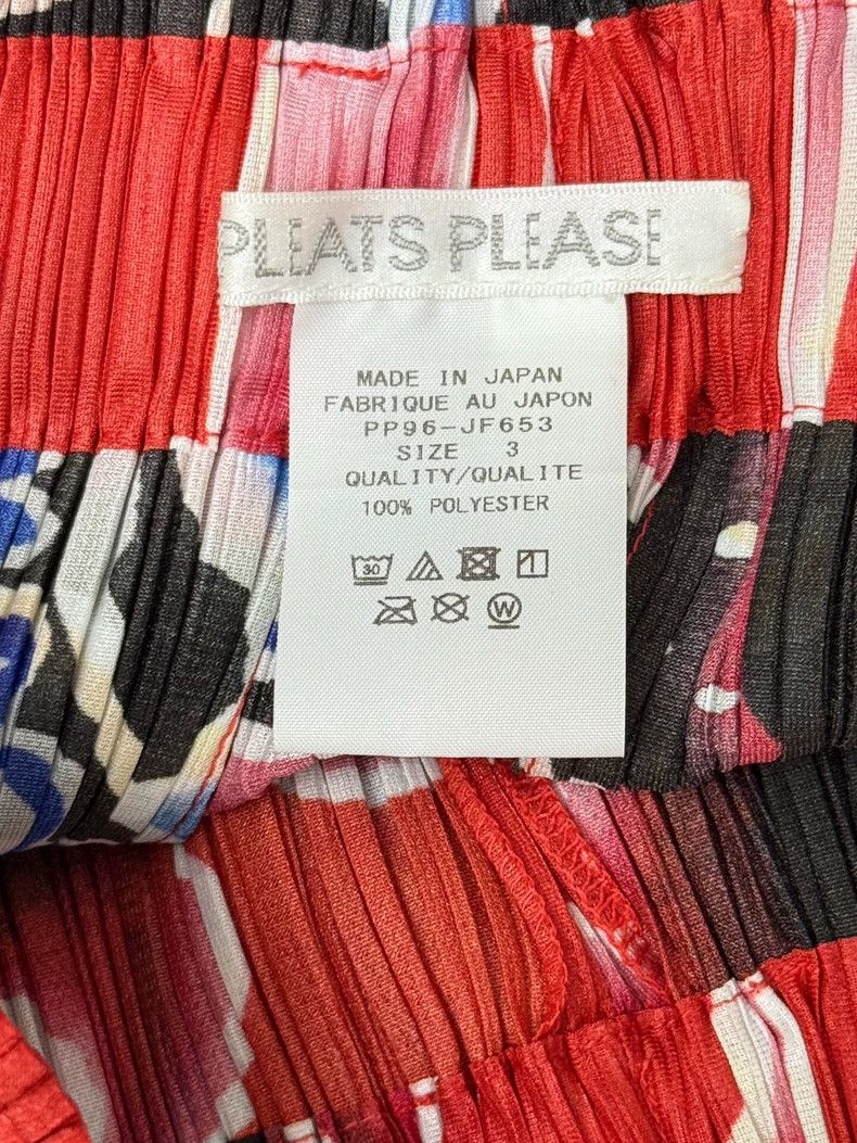 Issey Miyake Issey Miyake size:3 Red mask pleated pants Size 42" / US 20 - 4 Thumbnail