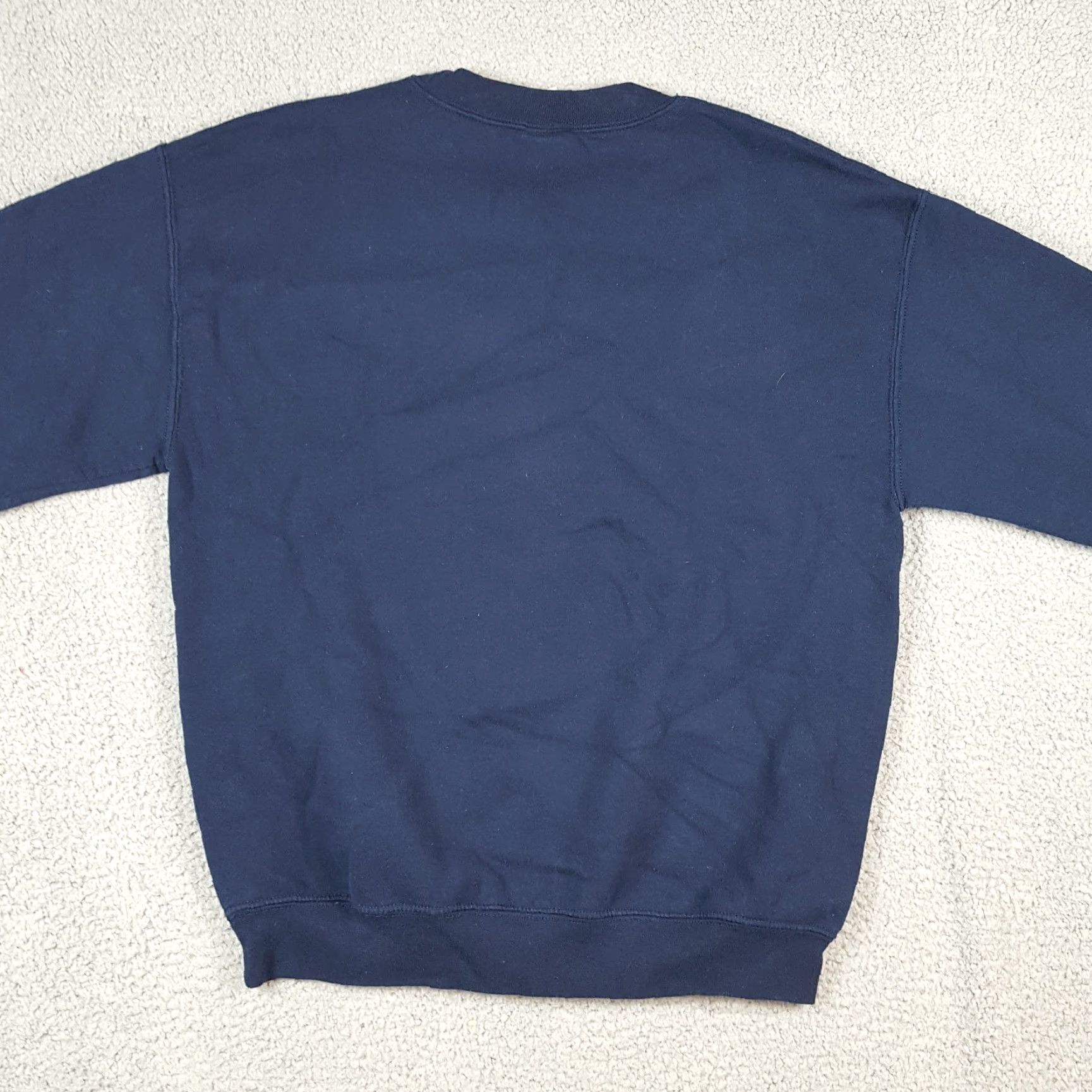 Gildan VINTAGE Auburn University Tigers Football Size M Pullover Crewneck Sweatshirt Blue M Sweatshirt College War Eagle Mens Size US M / EU 48-50 / 2 - 5 Thumbnail