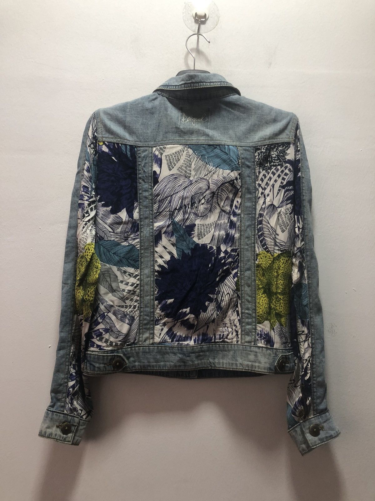 Desigual DESIGUAL Denim Jacket Soft Distressed Patch Size XS / US 0-2 / IT 36-38 - 6 Thumbnail