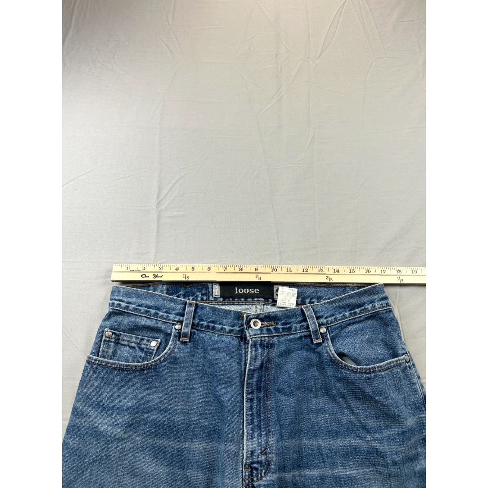 Levi's VINTAGE Levi's Silvertab Jeans Mens 34x36 Blue Loose 90s Denim Y2K Relaxed 5-Pocket Brand: Levi's Boys Mens Girls Size US 34 / EU 50 - 6 Thumbnail