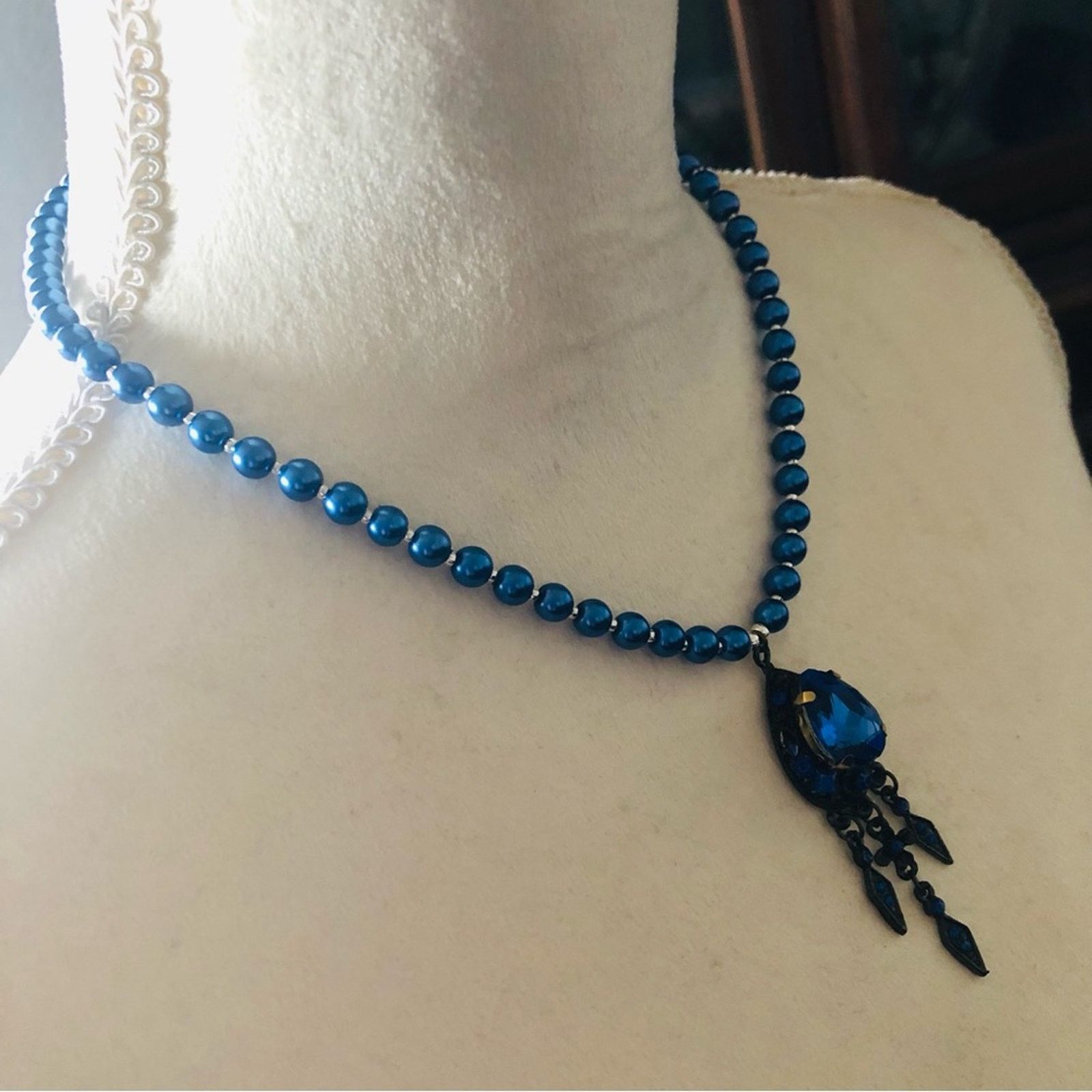 Handmade Handcrafted repurpose royal blue pendant Pearl necklace Size ONE SIZE - 3 Thumbnail