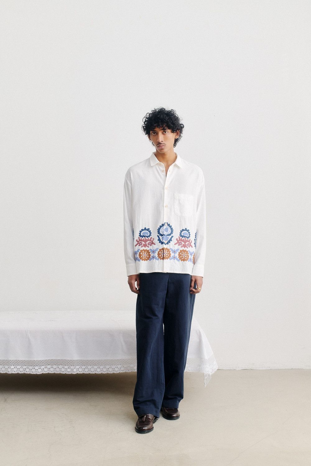 A Kind Of Guise 💚 SS24 A Kind Of Guise Gusto Shirt Blossom Trim NEW Size US M / EU 48-50 / 2 - 3 Thumbnail
