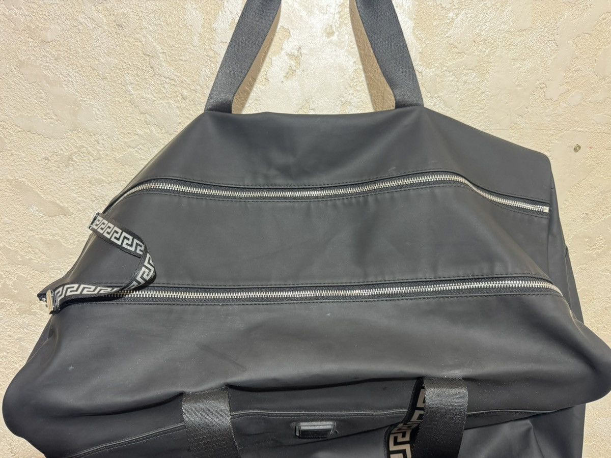 Versace Versace Parfums Duffle Bag Gum Weekend Traveler Size ONE SIZE - 8 Thumbnail