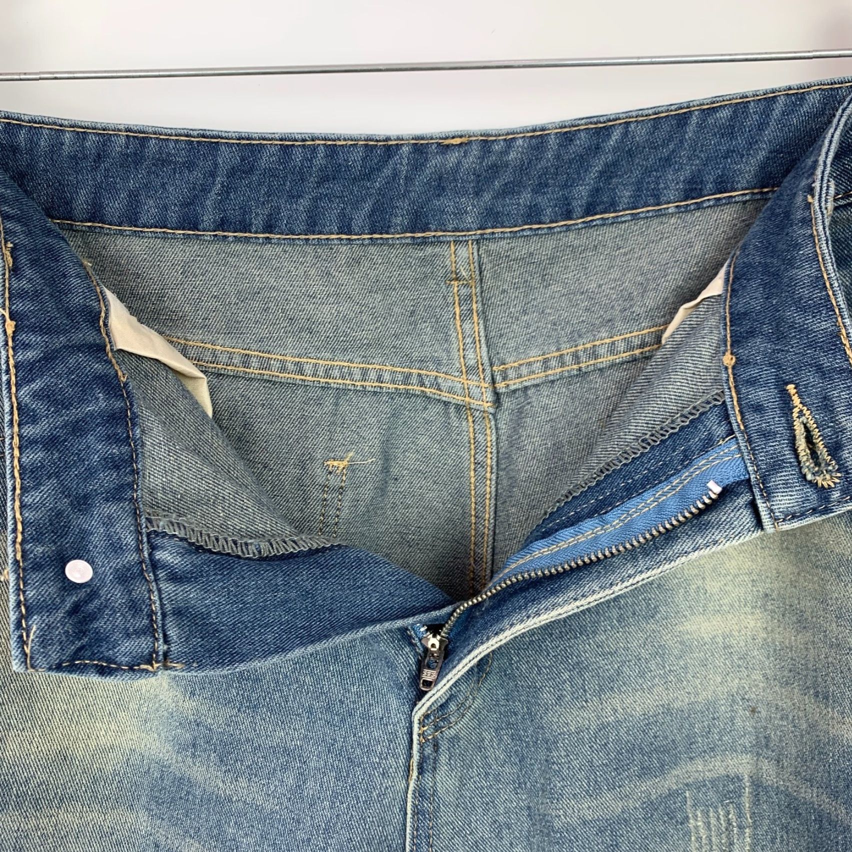 Shein G&J Destroyed Ripped Blue Jeans Size 38 Jeans Men Cotton Blend Denim 30 In Inseam Regular Stretch 85% Cotton 15% Polyester Blue Size US 38 / EU 54 - 6 Thumbnail