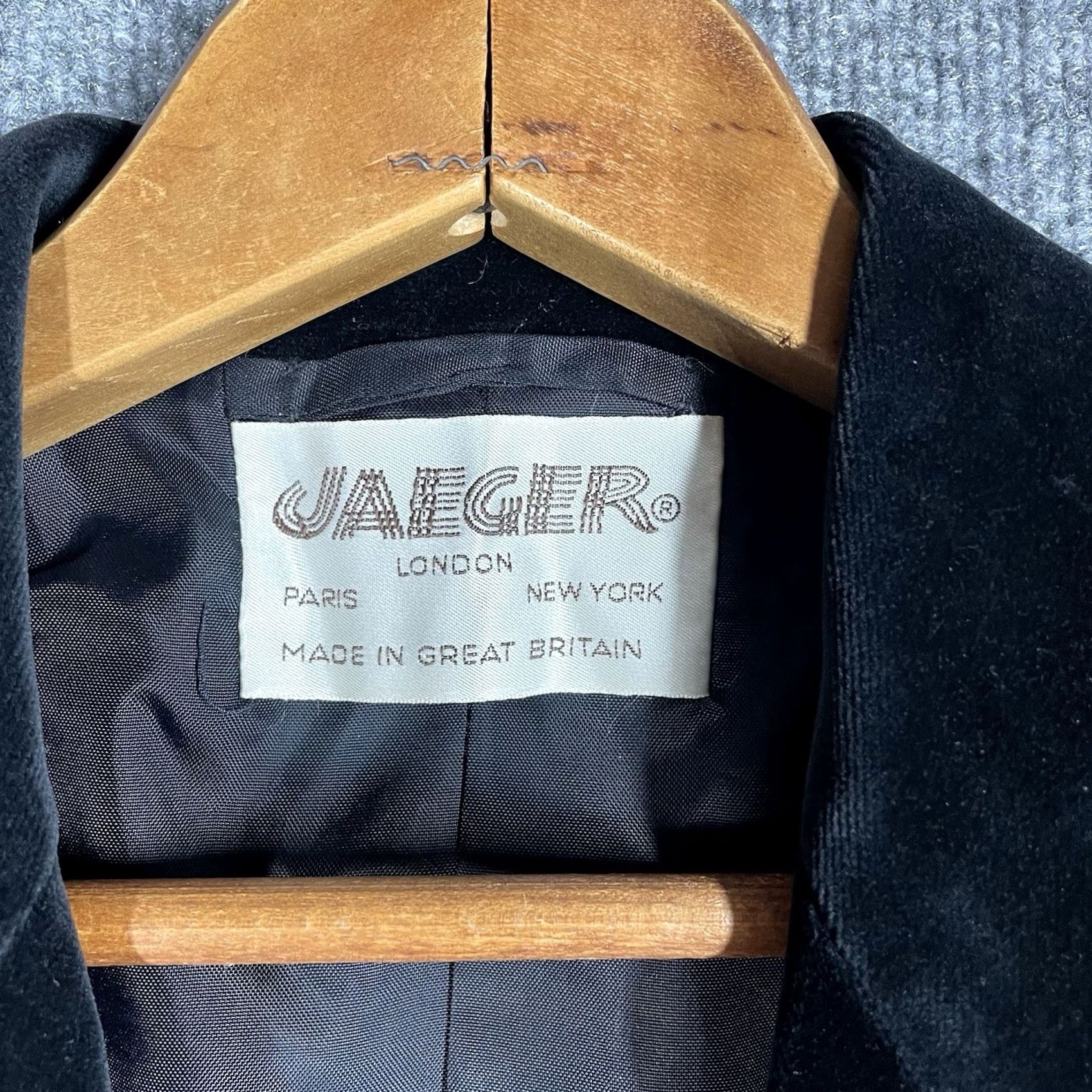 Vintage VINTAGE Blazer Jacket Women 12 Black Cotton Velour Velvet Blazer Size XL / US 12-14 / IT 48-50 - 6 Thumbnail