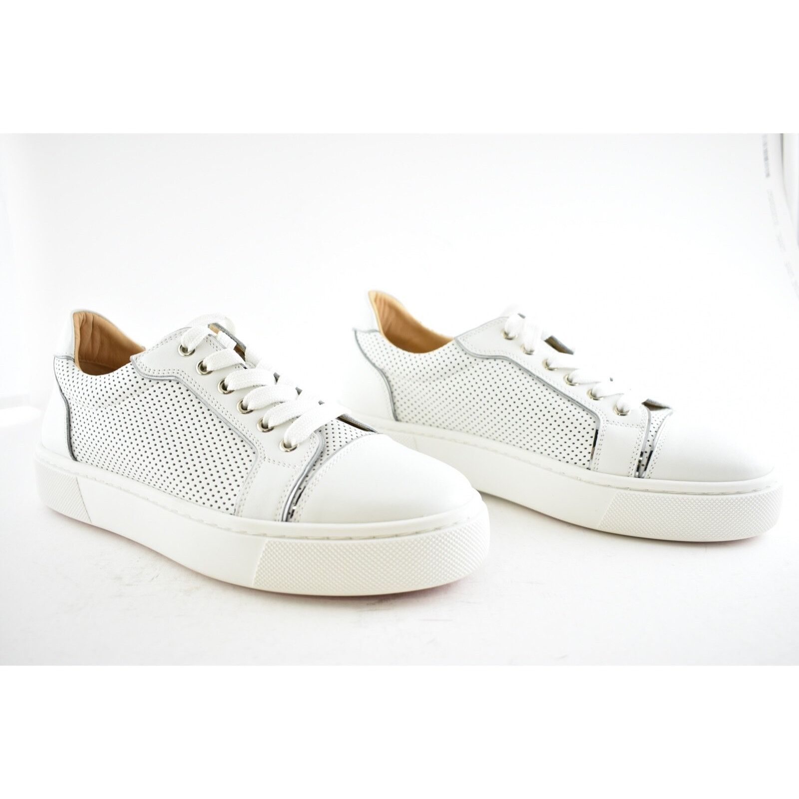 Christian Louboutin Christian Louboutin White Leather Low Top Sneaker 40 Size US 10 / IT 40 - 4 Thumbnail