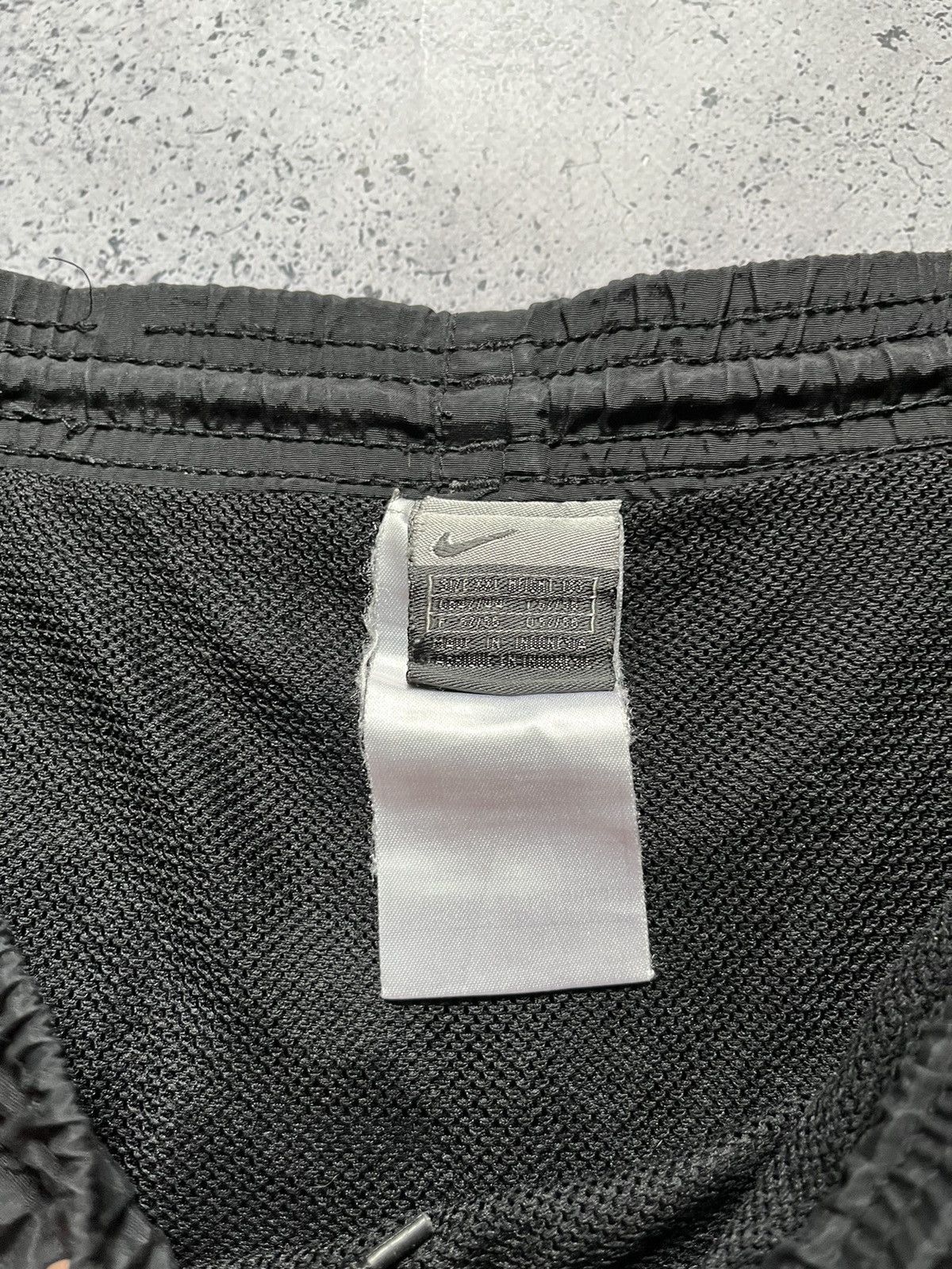 Nike × Vintage Vintage Nike Nylon Metal Shorts Small Swoosh Drill Y2K USA Size US 36 / EU 52 - 4 Thumbnail