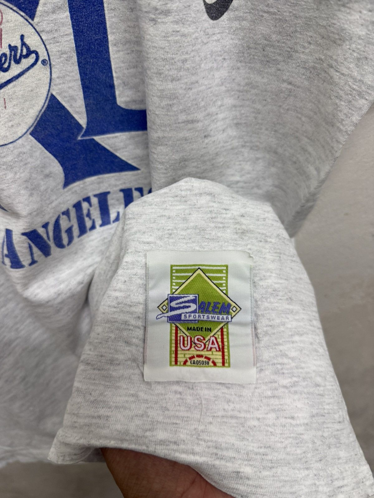 MLB Vintage 1991 Los Angeles Dodgers salem Tshirt Size US M / EU 48-50 / 2 - 3 Thumbnail