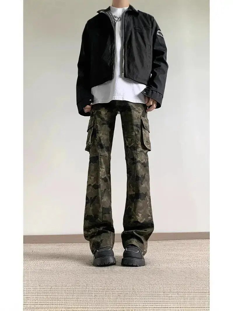 Japanese Brand Retro loose high street camouflage pocket jeans Size US 32 / EU 48 - 1 Thumbnail