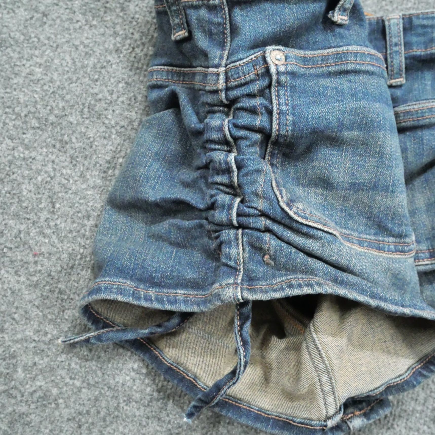 Vintage We The Free Shorts Womens 26 Blue Denim Side Cinch Patch Pockets Size 26" / US 2 / IT 38 - 4 Thumbnail