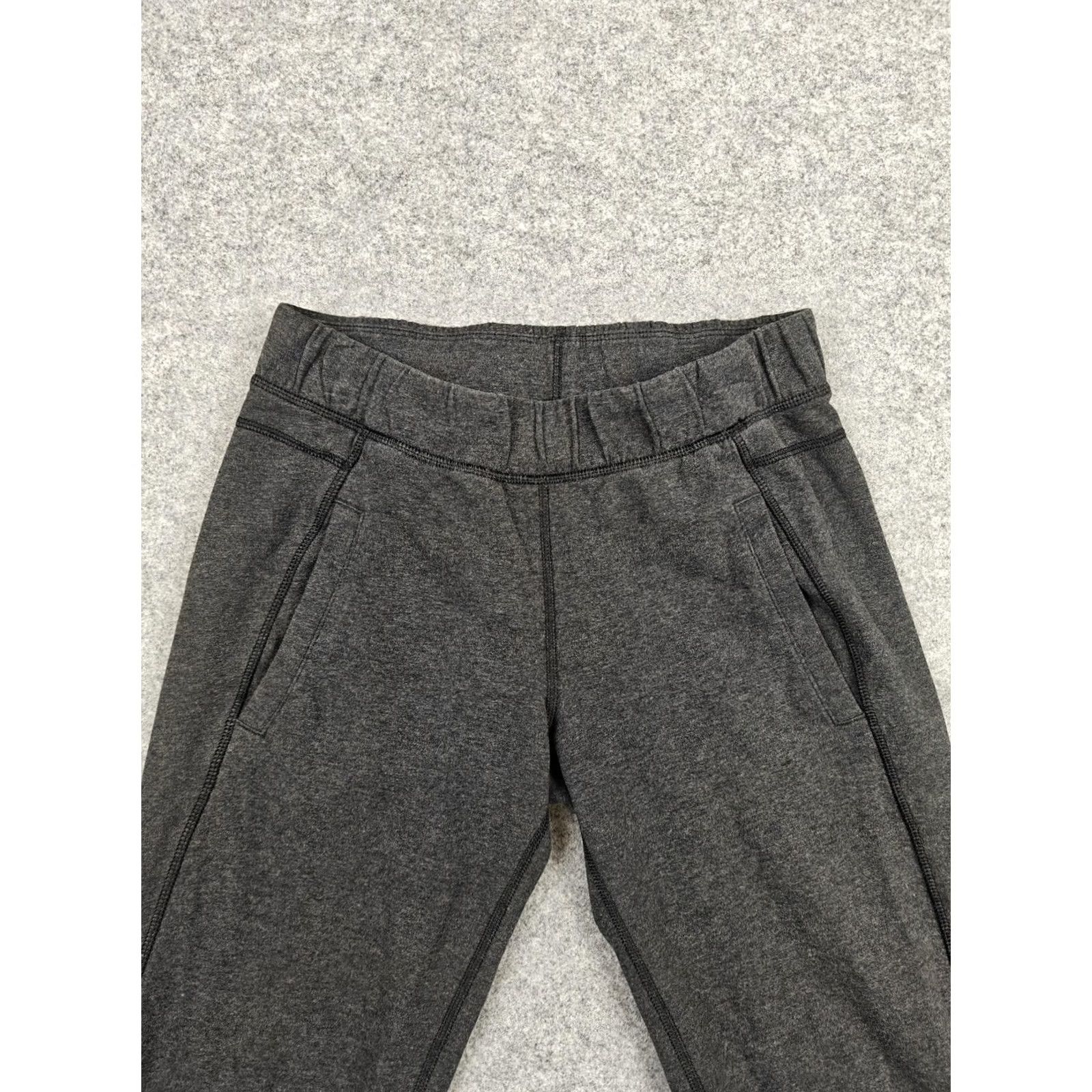 Lululemon Lululemon Pants Womens 4 Gray Fleece Lined Joggers Elastic Waist Cuffs Casual Size 27" / US 4 / IT 40 - 3 Thumbnail