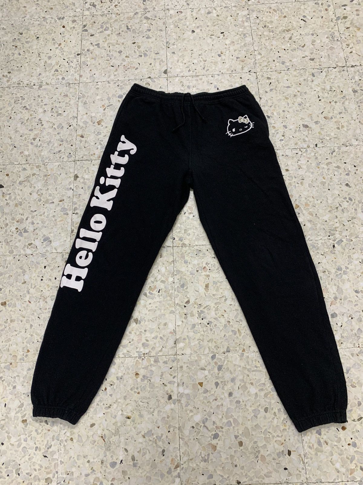 Japanese Brand HELLO KITTY SWEAT PANTS CUTE & RARE Size US 38 / EU 54 - 1 Thumbnail