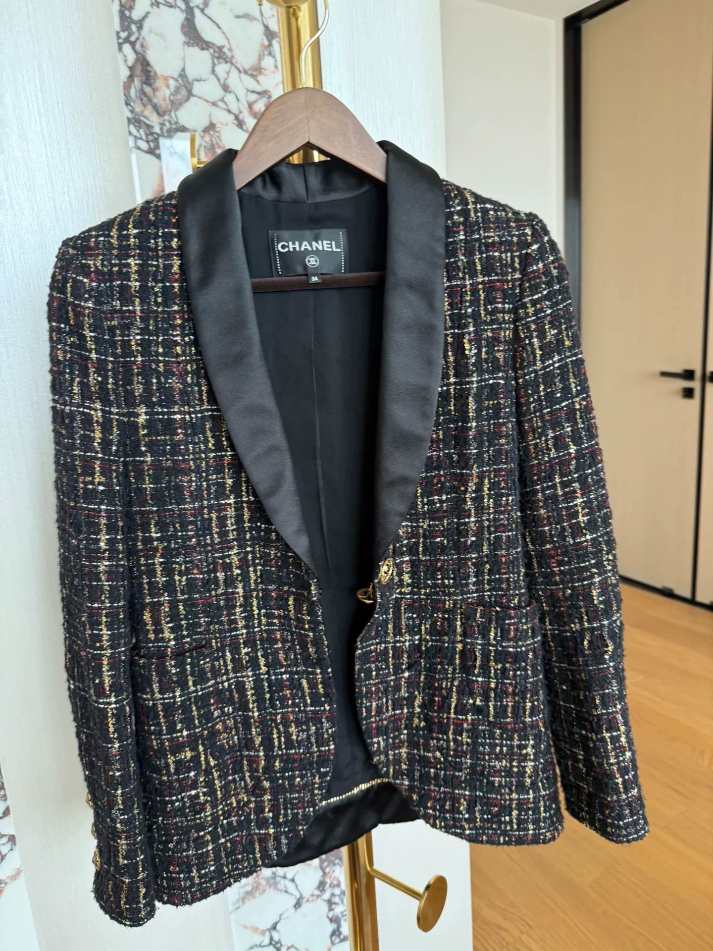 Chanel chanel egyptian collection blazer size 34 Size US S / EU 44-46 / 1 - 1 Thumbnail