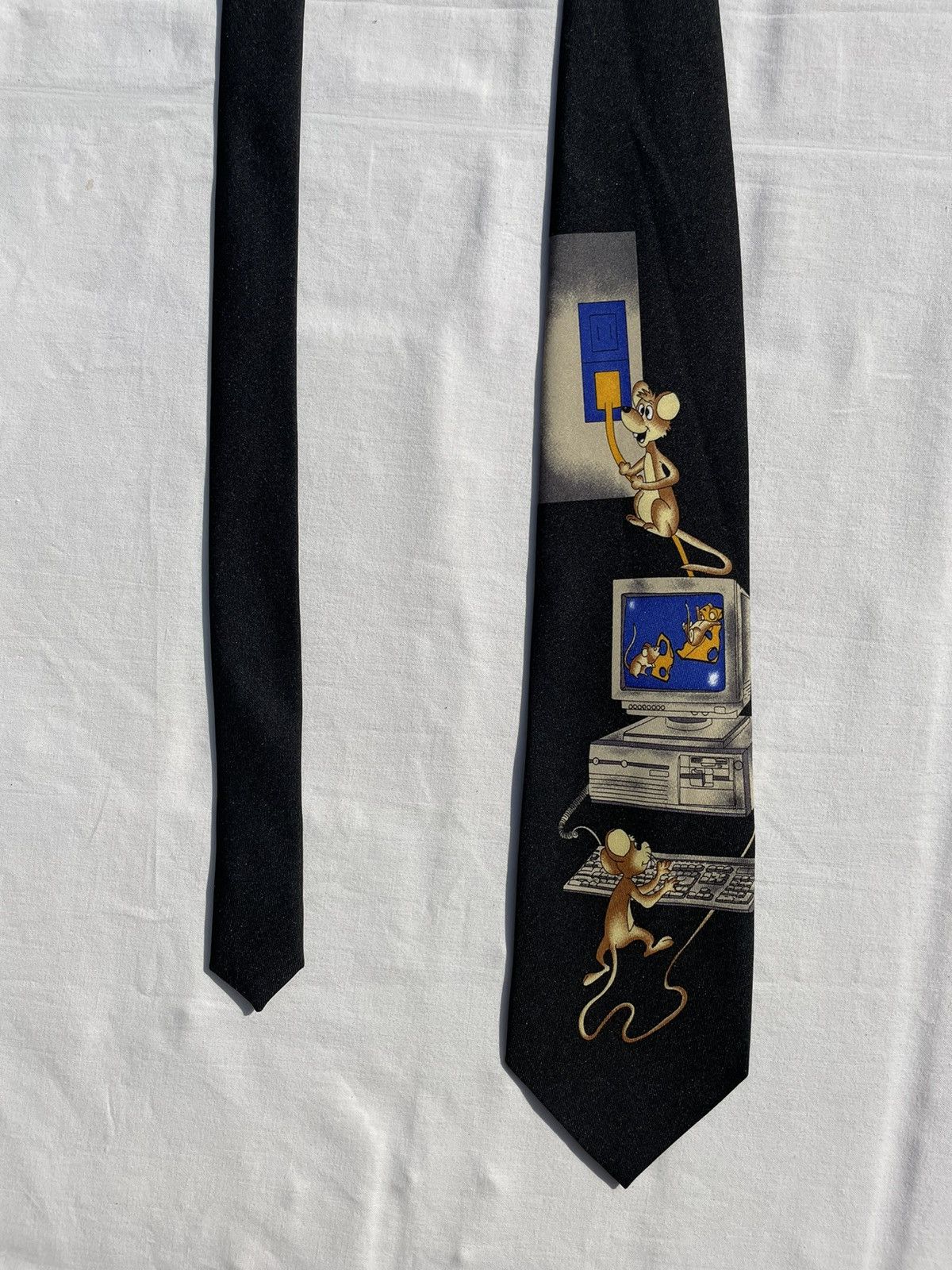 Other Vintage Tie Size ONE SIZE - 3 Thumbnail