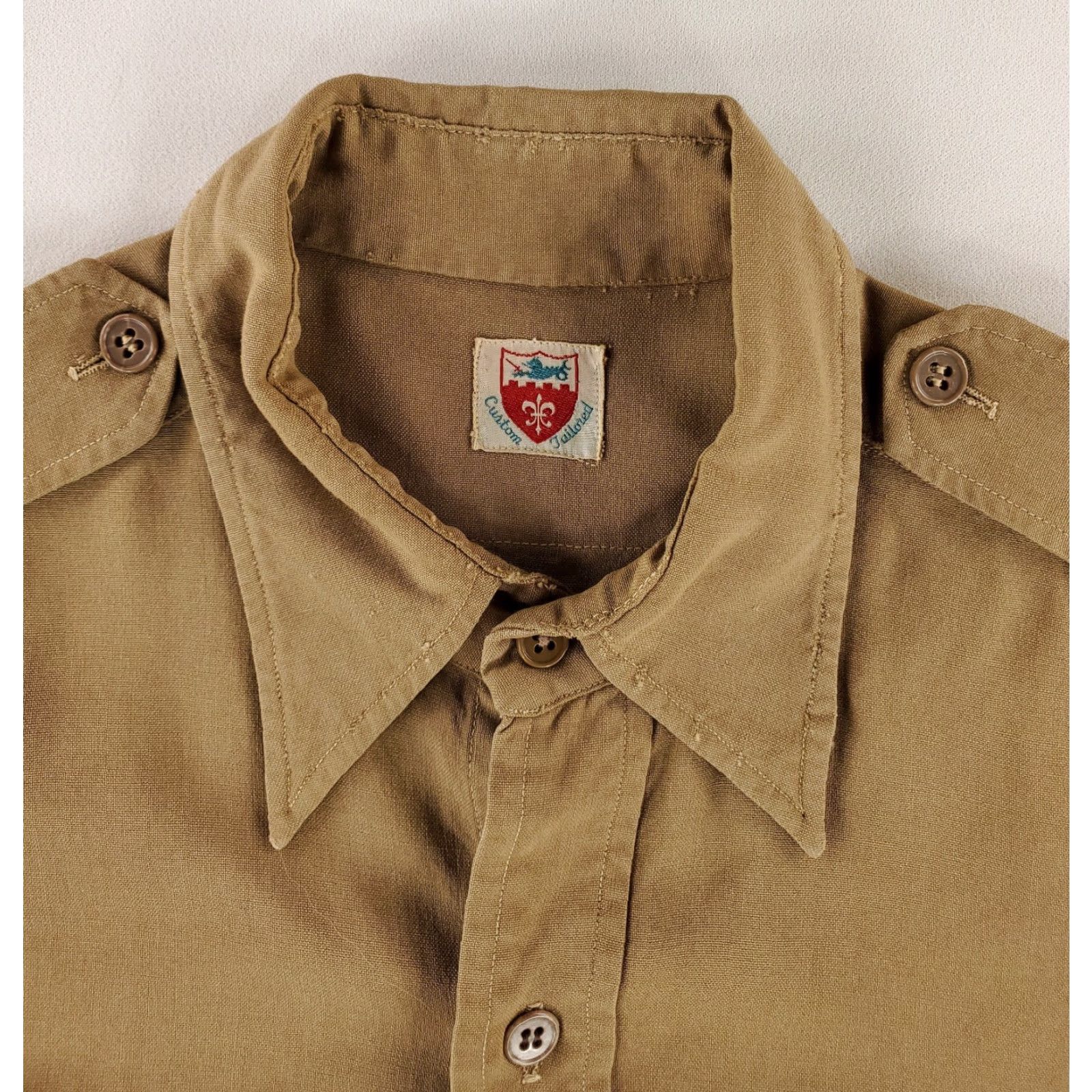 Vintage VINTAGE US Army Wool Button Up Shirt Officers Field Shirt Tan XL Mens Long Sleeve 40s 50s Size US XL / EU 56 / 4 - 2 Thumbnail