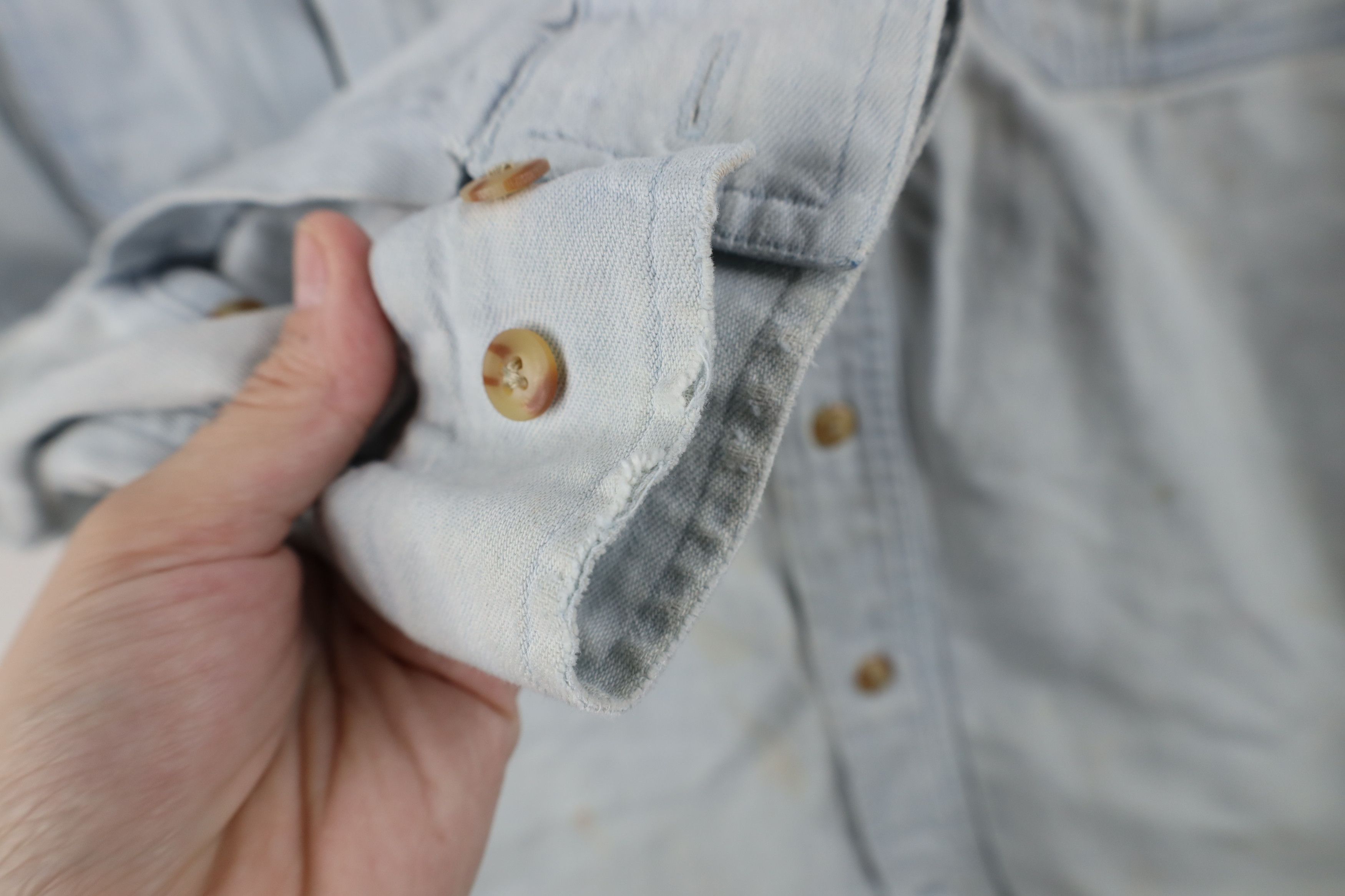 Vintage Vintage 90s Streetwear Double Pocket Denim Jean Button Shirt Size US S / EU 44-46 / 1 - 9 Thumbnail