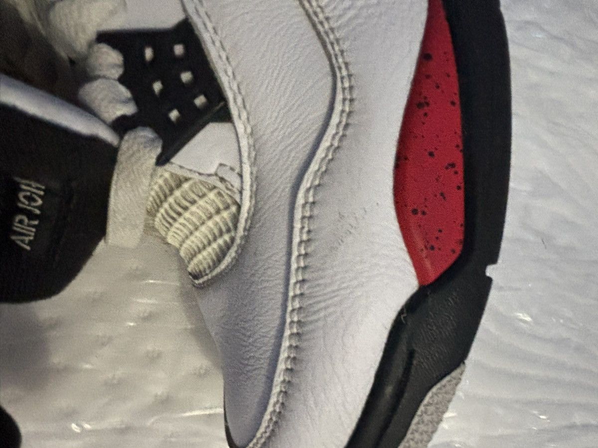Jordan Brand Jordan 4 Red Cement Size US 9.5 / EU 42-43 - 4 Thumbnail