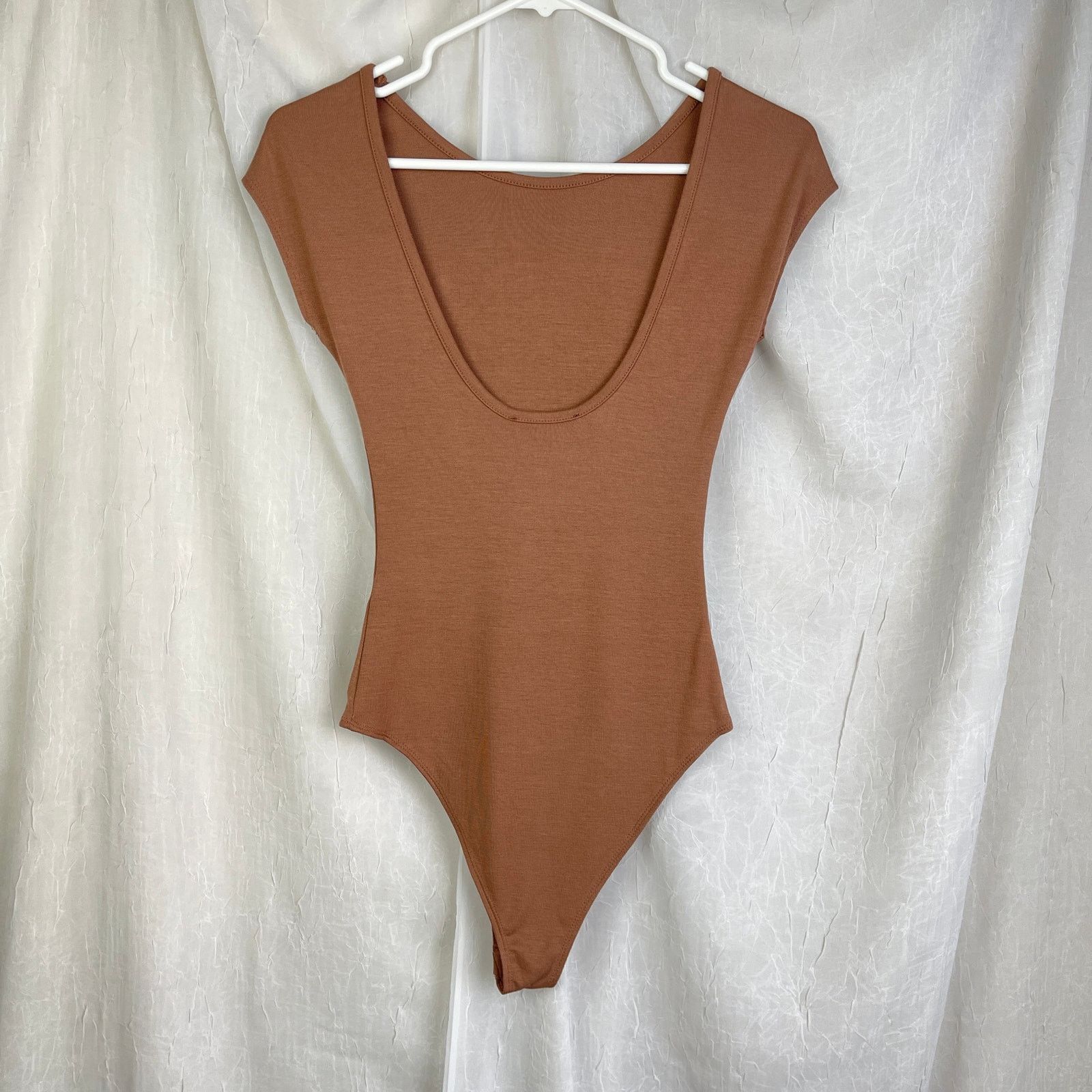 Forever 21 Forever 21 Scoop Back Short Sleeve Bodysuit Dusty Pink XS Size XS / US 0-2 / IT 36-38 - 17 Thumbnail