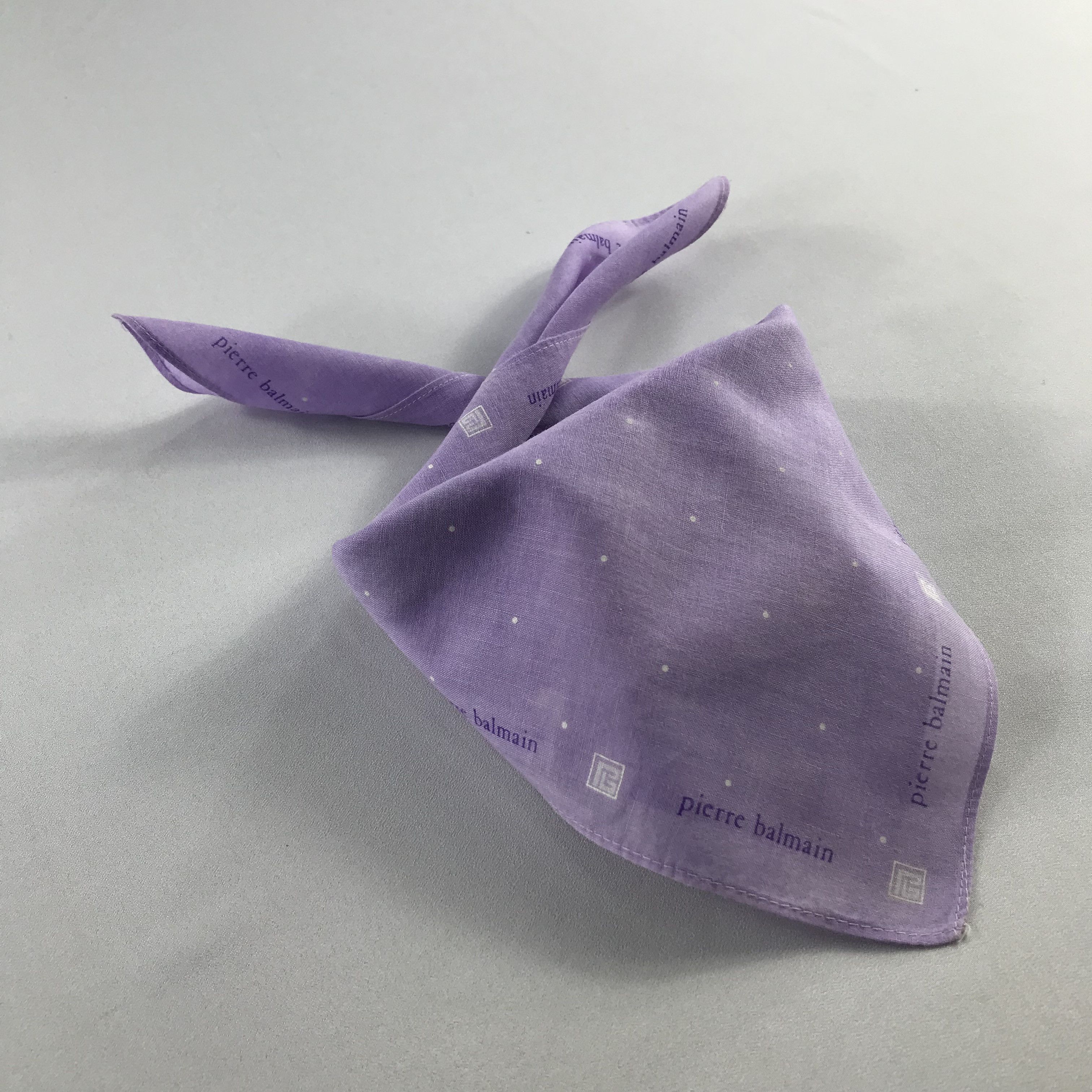 Pierre Balmain Pierre Balmain Handkerchief / Bandana / Neckerchief C722 Size ONE SIZE - 2 Thumbnail