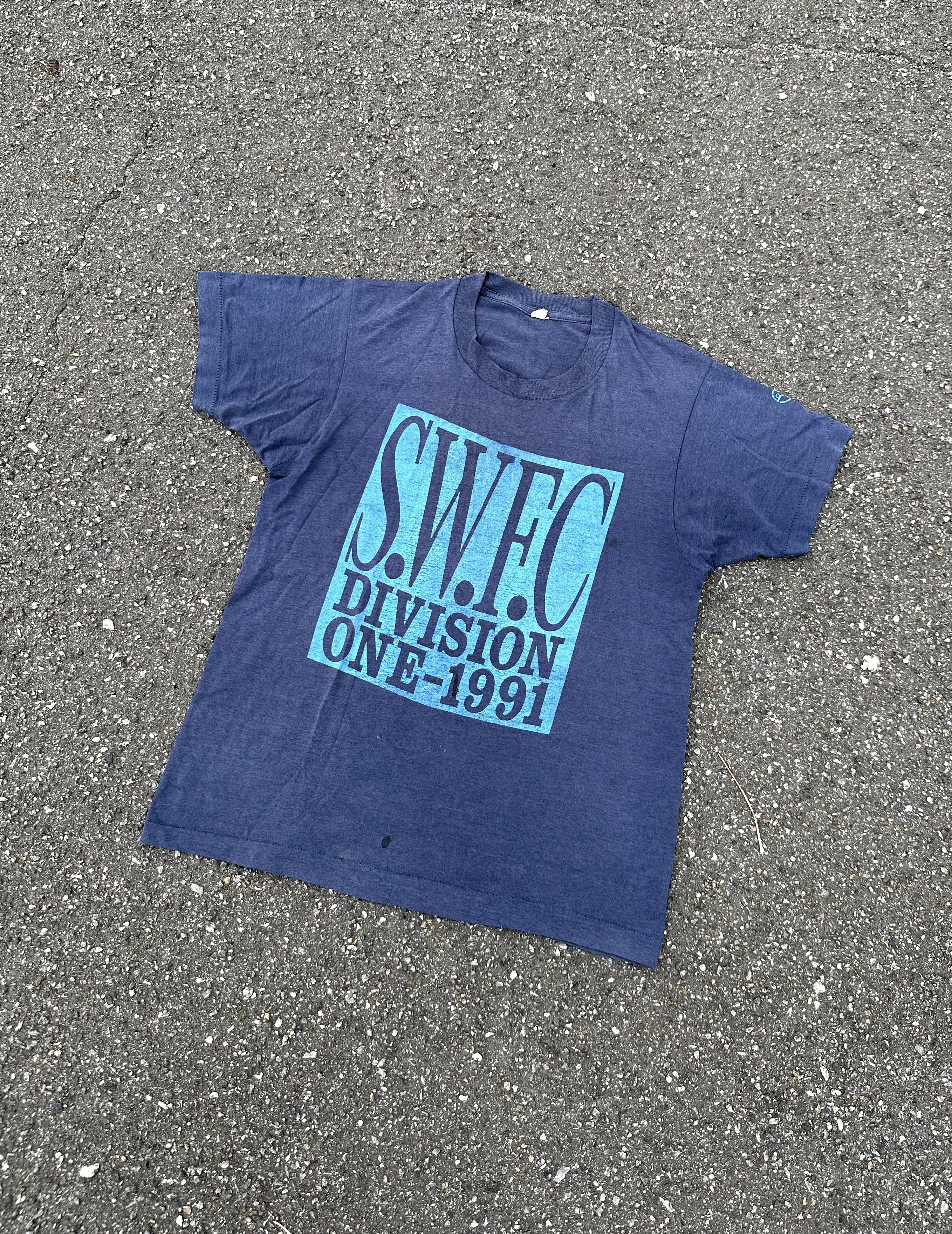 Vintage VTG 90s Sheffield Wednesday Retro T-shirt Distressed Size S Size US S / EU 44-46 / 1 - 2 Thumbnail