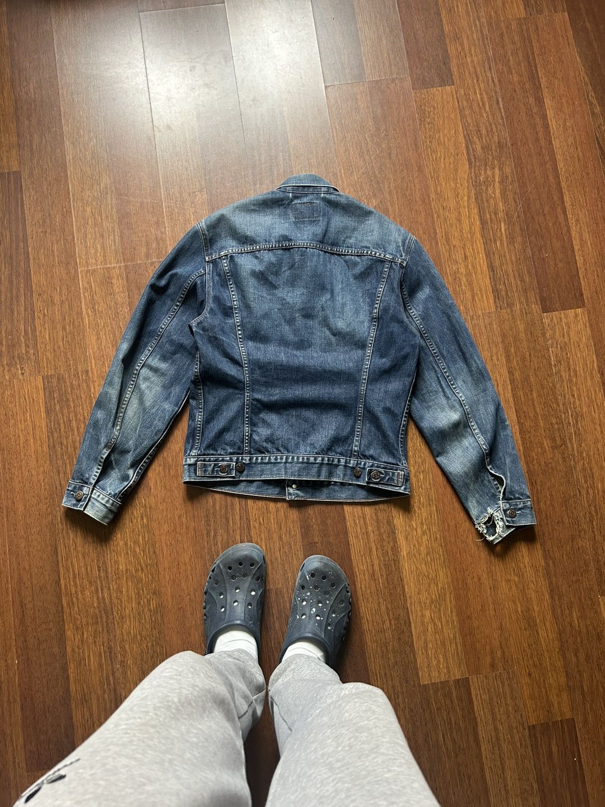 Levi's Vintage Levis 90s Faded Denim Jacket Streetwear Y2K Men’s Size US L / EU 52-54 / 3 - 10 Thumbnail