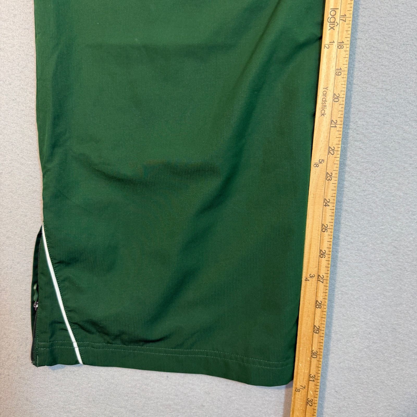 Under Armour Under Armour Windbreaker Track Pants Men's 2XL Green White Size US 38 / EU 54 - 11 Thumbnail