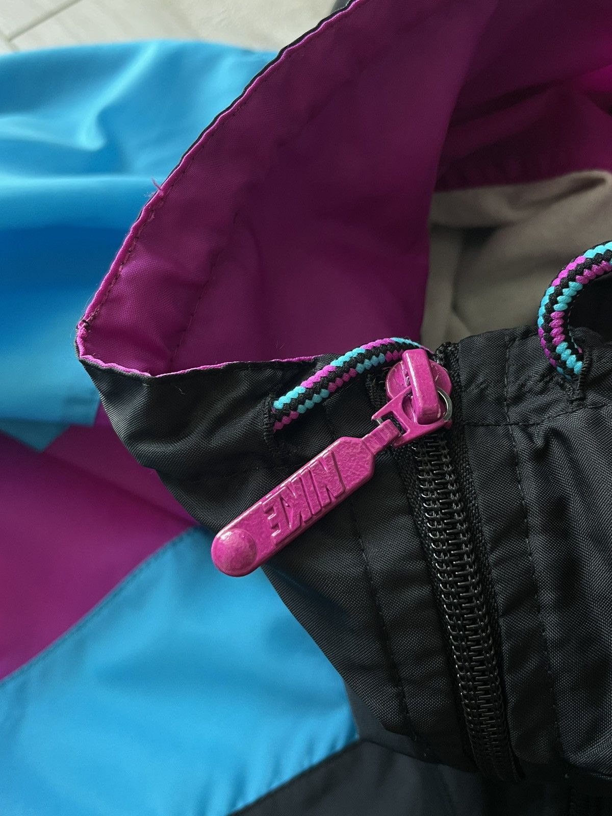 Nike Vintage 80's Nike Windbreaker Jacket Y2K Size US M / EU 48-50 / 2 - 6 Thumbnail