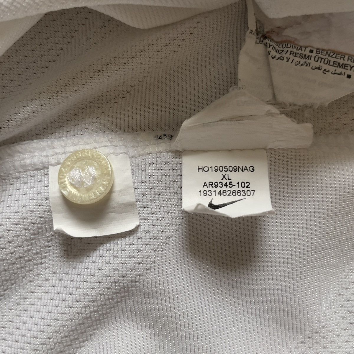 Nike Soccer Jersey Nike Paris Saint-Germain 2019/20 Size US XL / EU 56 / 4 - 11 Thumbnail