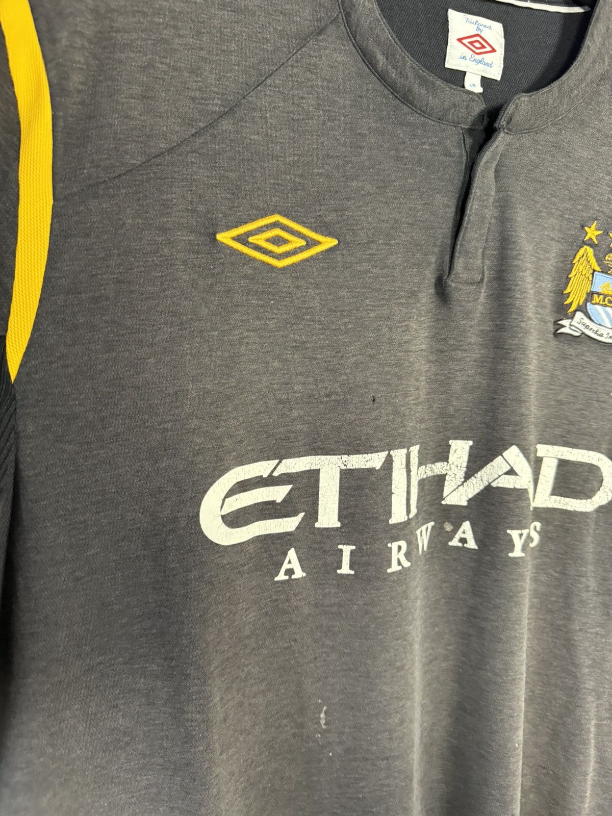 Umbro × Vintage Vintage Manchester City 2009/10 Umbro Jersey 2XL size Size US XXL / EU 58 / 5 - 8 Thumbnail