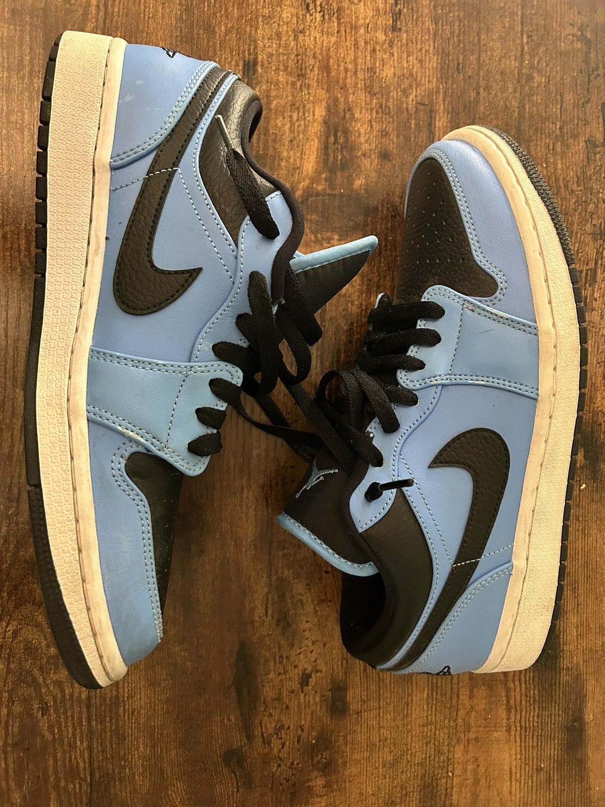 Jordan Brand Air Jordan Retro 1 Low Size US 8.5 / EU 41-42 - 2 Thumbnail