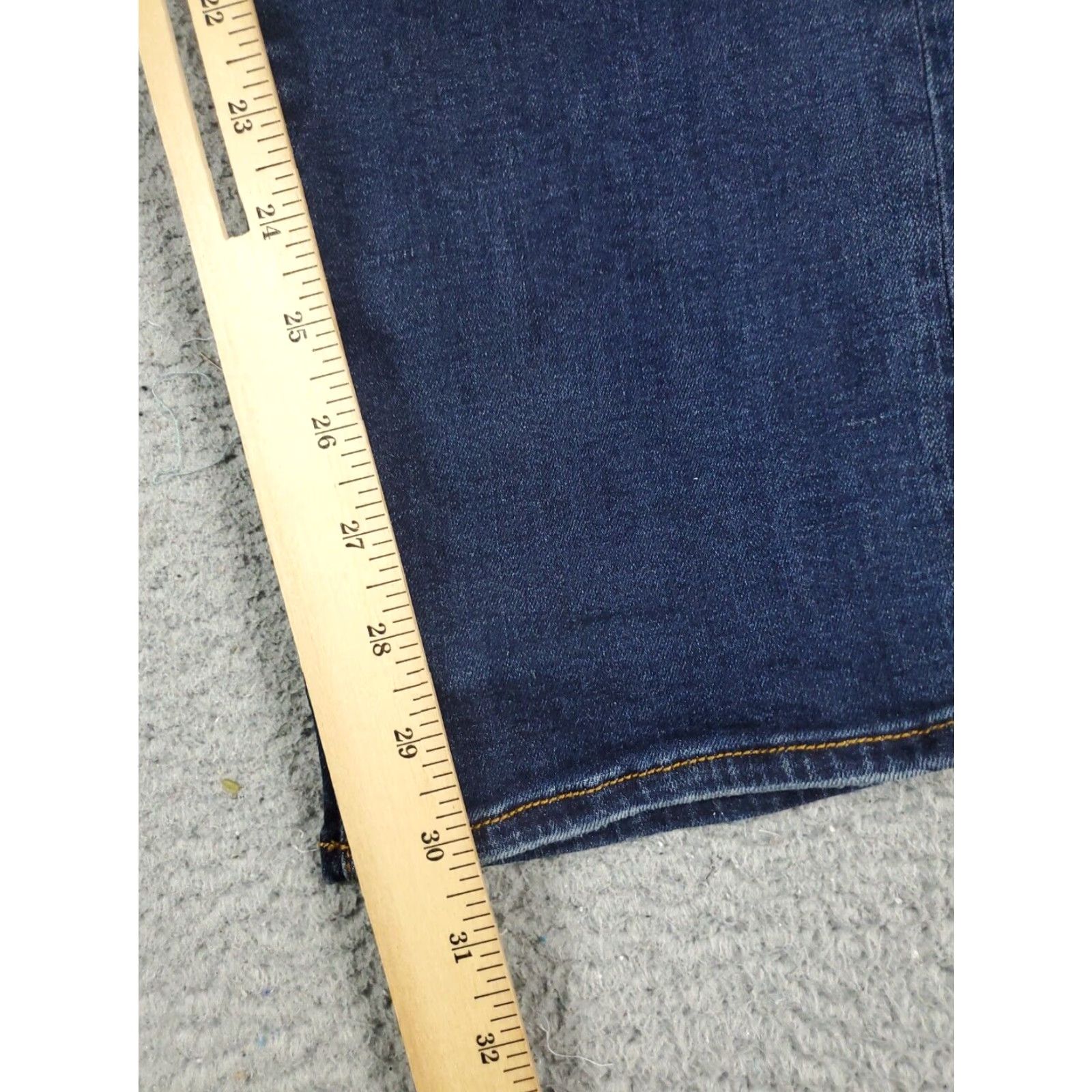 Abercrombie & Fitch Abercrombie & Fitch Womens Blue Straight Leg Jeans 30x30 Medium Wash Cotton Blend Size 30" / US 8 / IT 44 - 5 Thumbnail