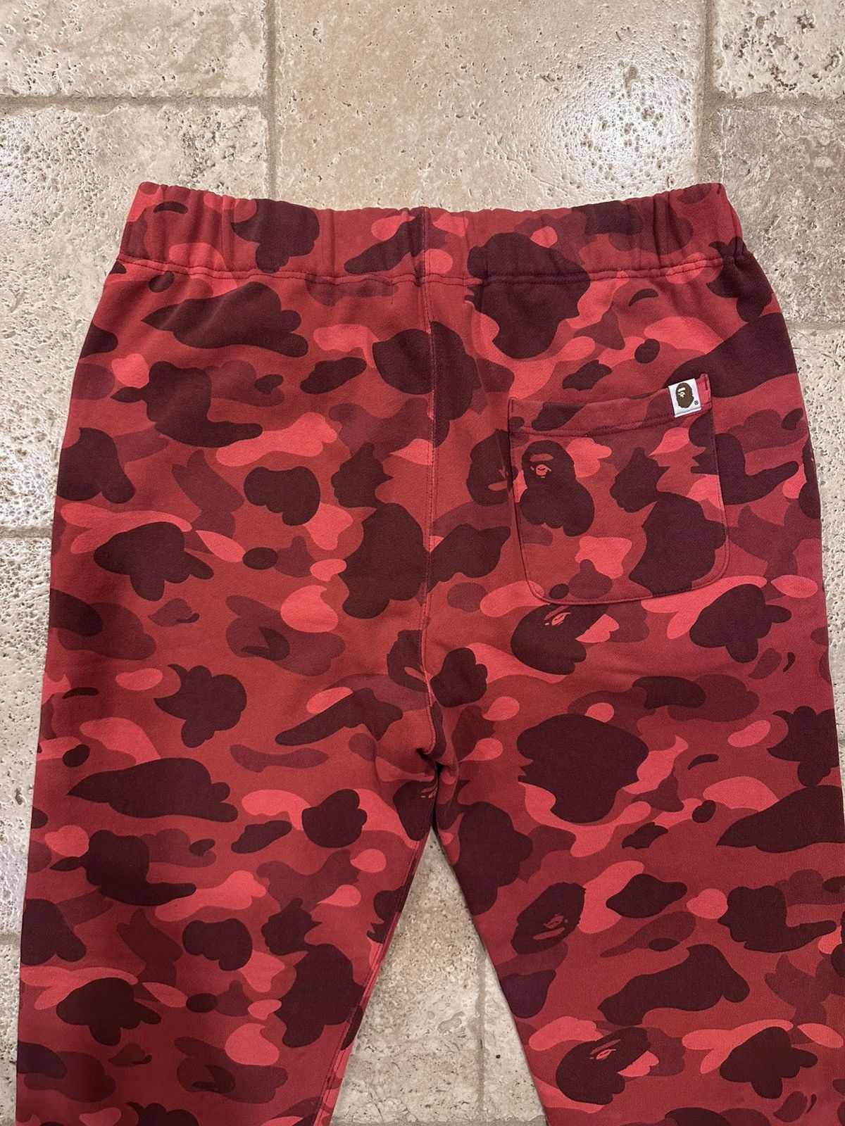 Bape A Bathing Ape Bape Red Camo Logo Sweatpants Joggers Size US 34 / EU 50 - 8 Thumbnail
