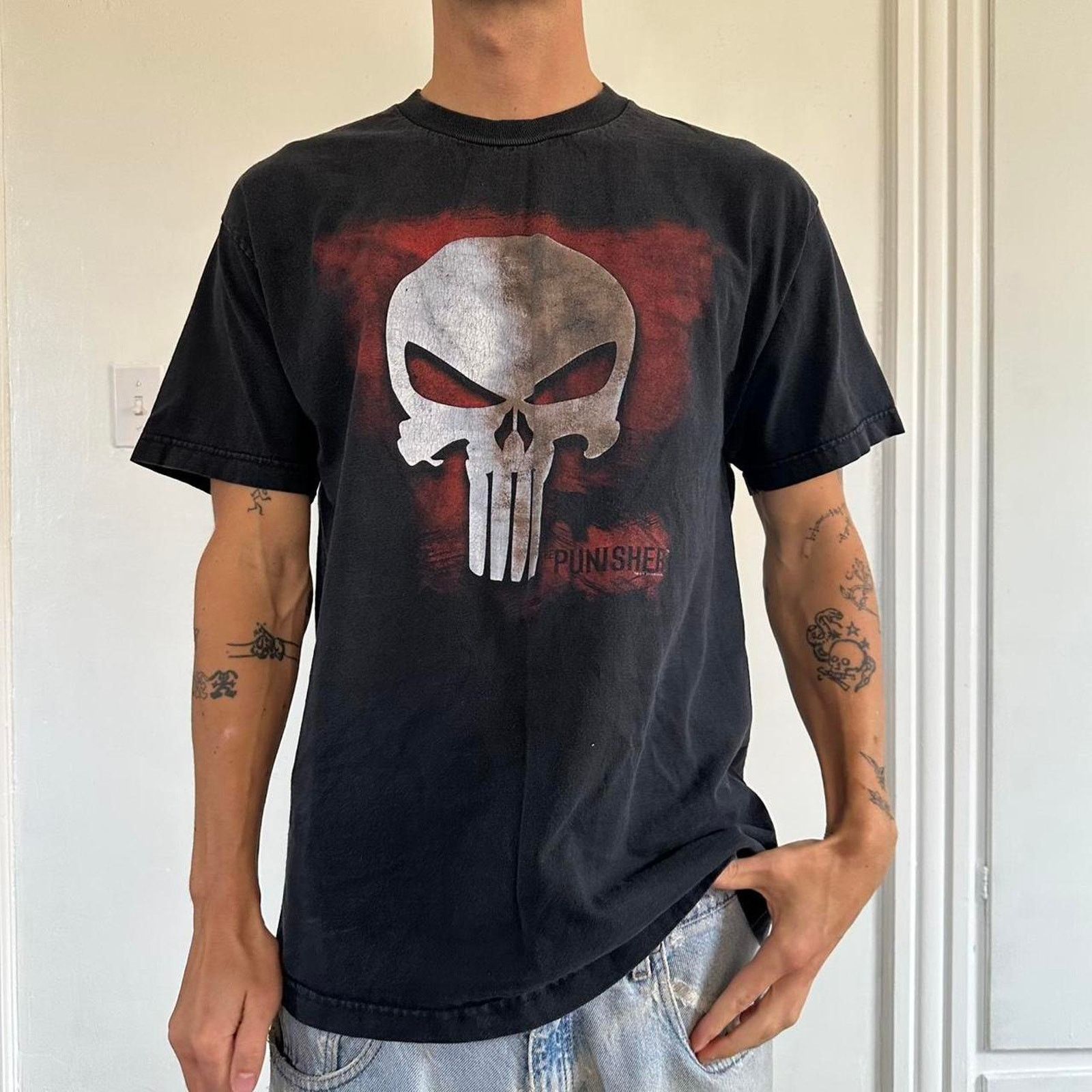 Marvel Comics × Vintage Vintage 00s Faded Thrashed Punisher Marvel Skull Graphic Tee Size US L / EU 52-54 / 3 - 5 Thumbnail