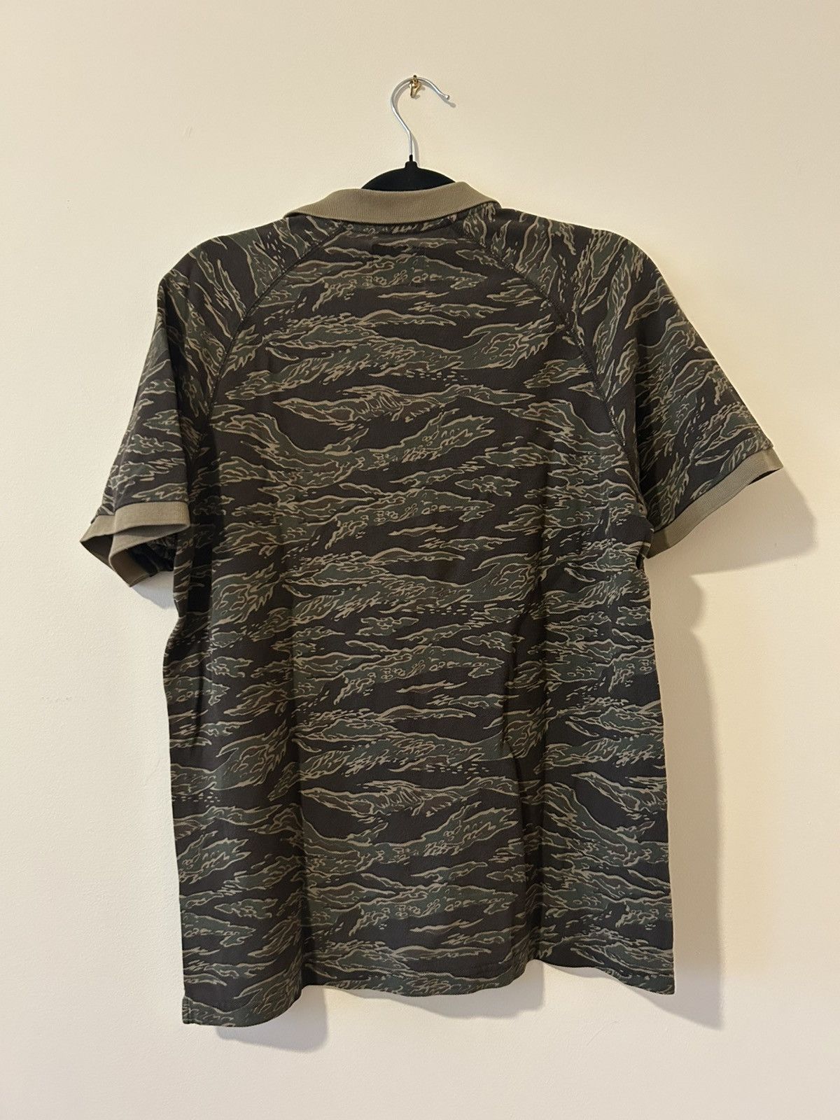 Carhartt Wip Cathartic WIP green tiger cam polo Size US S / EU 44-46 / 1 - 2 Thumbnail