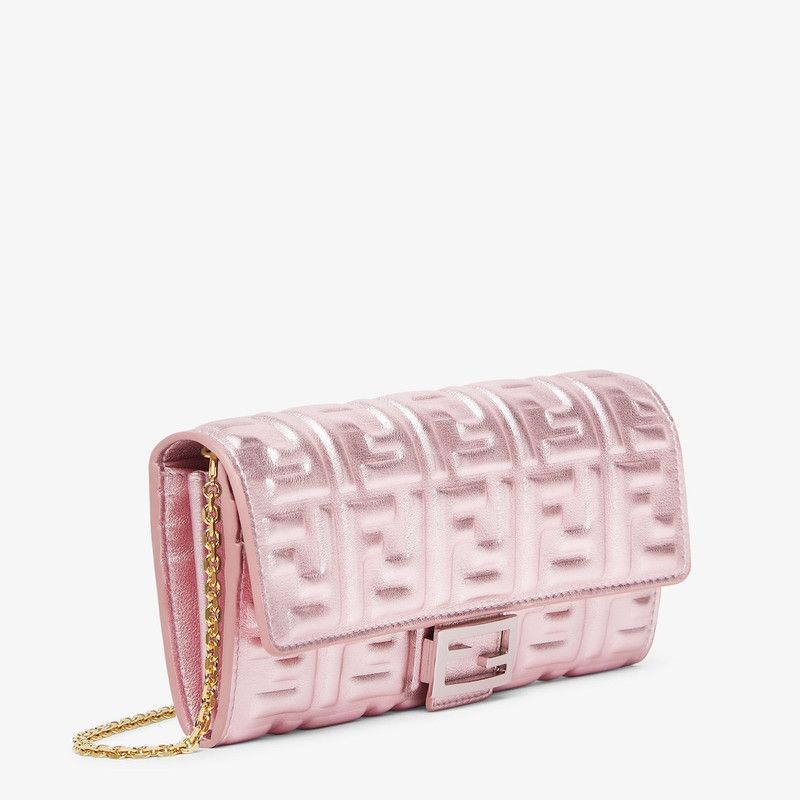 Fendi o1s1wg111225 Size:OS/Baguette Continental With Chain in Pink Size ONE SIZE - 2 Thumbnail