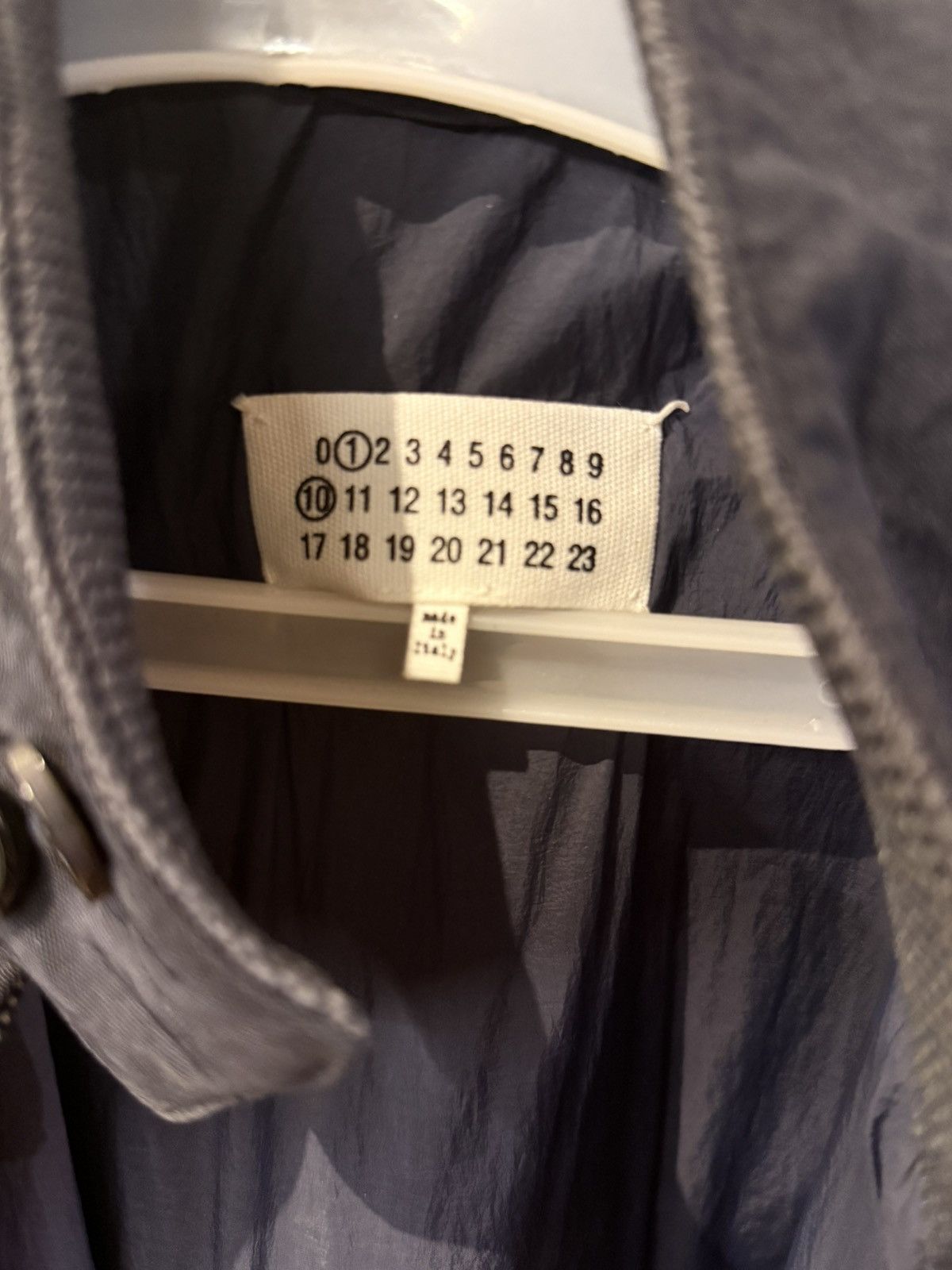 Maison Margiela Maison Margiela black yoke Crinkled Nylon bomber Jacket Size US M / EU 48-50 / 2 - 2 Thumbnail