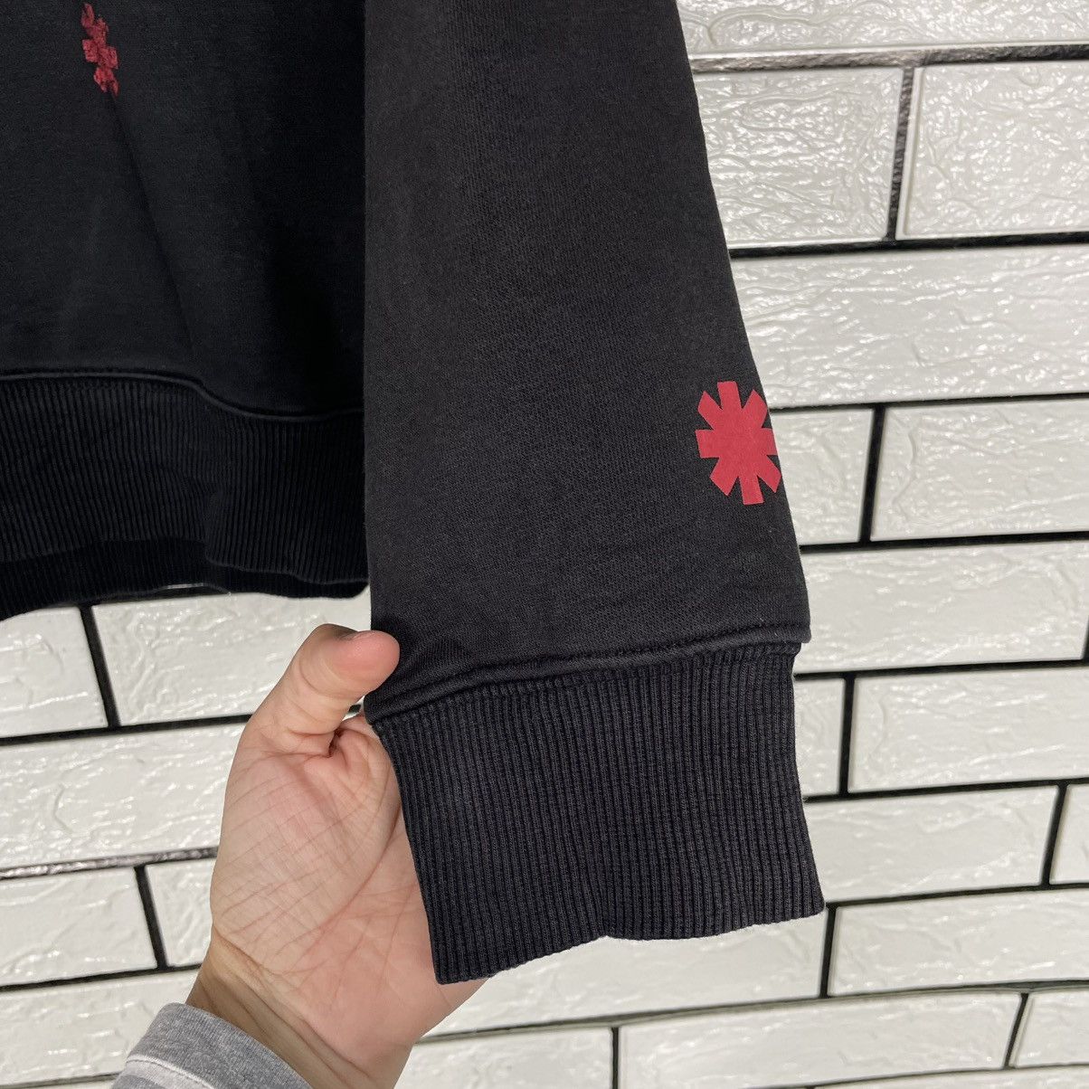 Other Red Hot Chilli Pepper Crewneck Sweatshirt Size US S / EU 44-46 / 1 - 9 Thumbnail