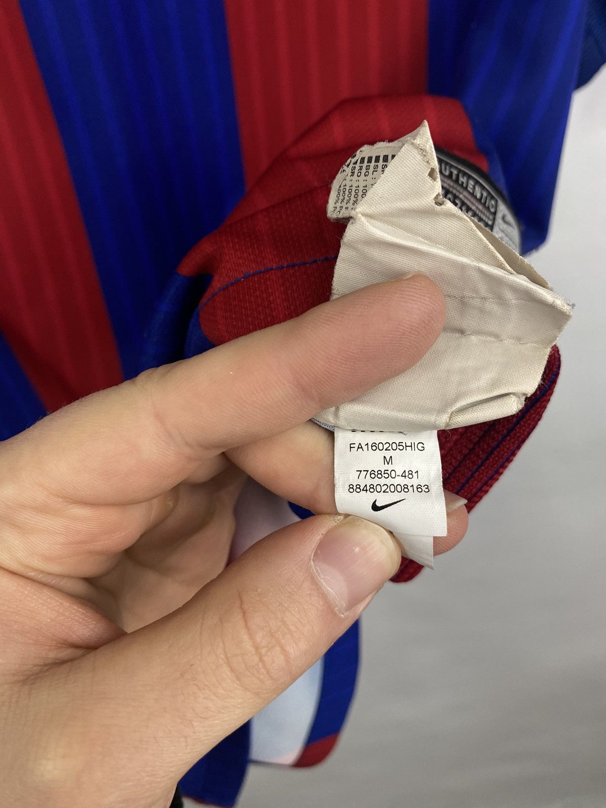 Nike F. C. Barcelona 2016 Nike Soccer Jersey t-shirt Size US M / EU 48-50 / 2 - 10 Thumbnail