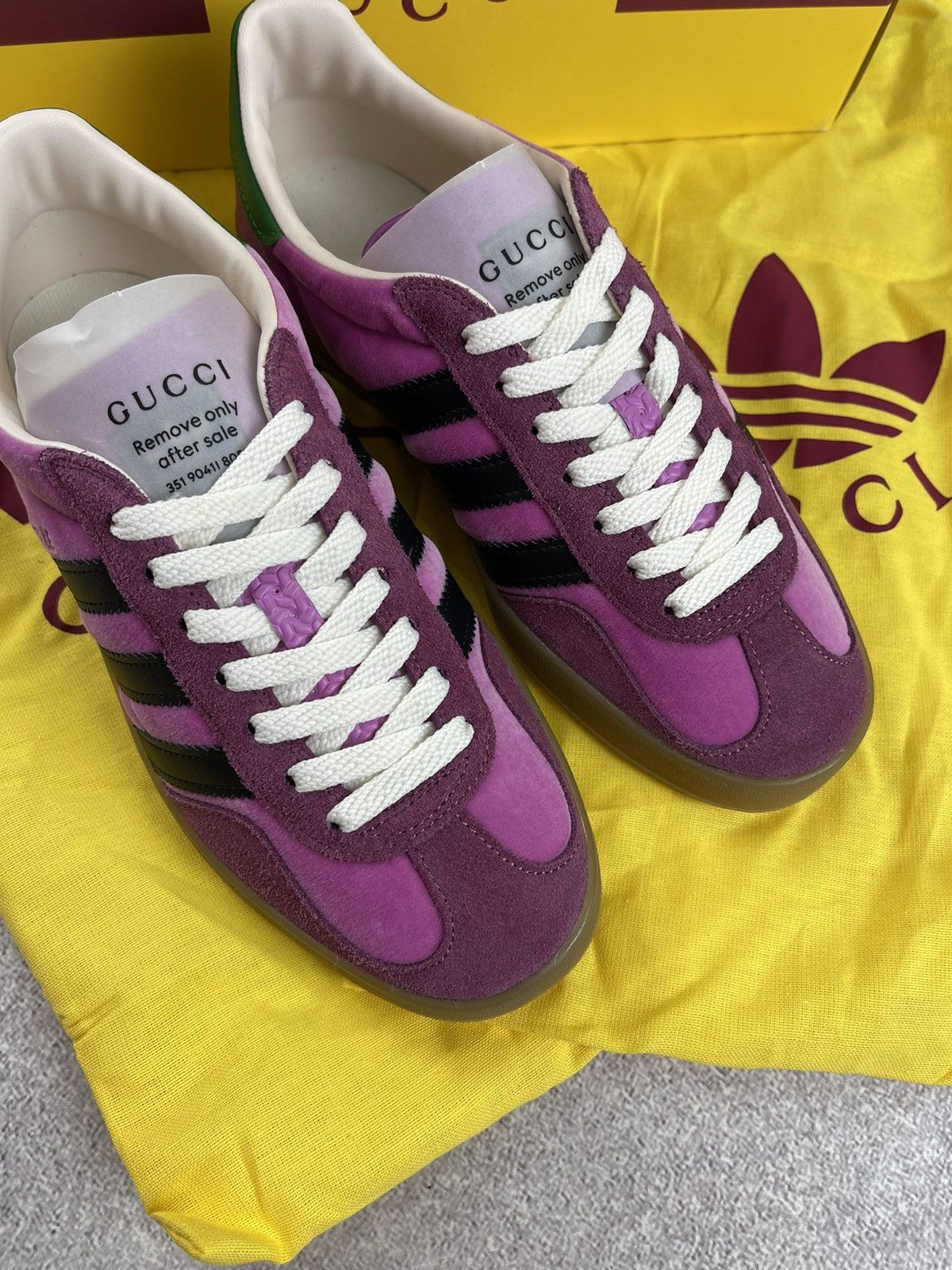 Adidas Adidas x Gucci Gazelle Velvet Pink Size US 7 Women’s Size US 7 / IT 37 - 5 Thumbnail